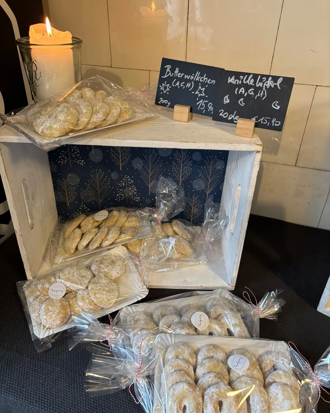 Schon probiert? Lisa, Alex, Paula und Claudia sind Keksk&uuml;nstlerinnen! Einfach noch ein Packerl schnappen oder f&uuml;r die Feiertage vorbestellen! Jede Sorte ein Tr&auml;umchen!