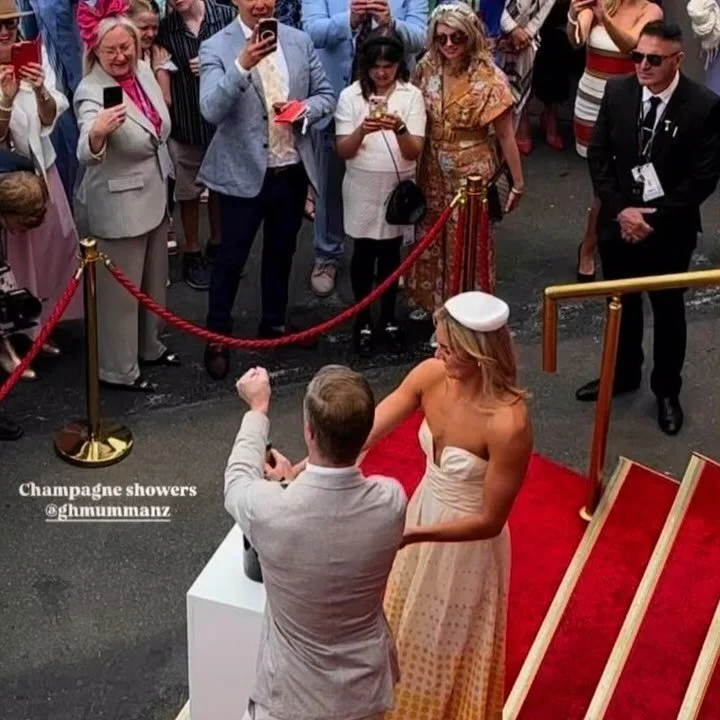 Millinery gold! 🥇
Making a splash! 💦 

All puns aside, loved seeing my millinery on @ariarnetitmus_  on @tabcomau Champion Stakes day.

Dress @rebeccavallance 
Heels @jimmychoo 
Bag @bvlgari 
Glam @monicagingold_beauty 
Styled @jess_pecoraro 
Splas