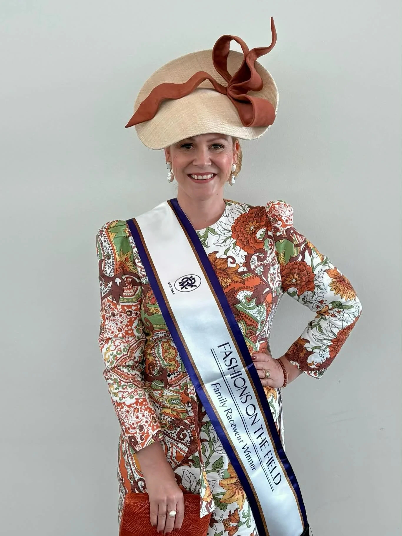 If I had a list of favourite pieces this custom would be up there.

Congratulations to @melaniewade for winning the Family Racewear Award at @flemingtonvrc along with Adrian and Sam. Perfect autumn style. 

#autumnracewear 
#custommillinery