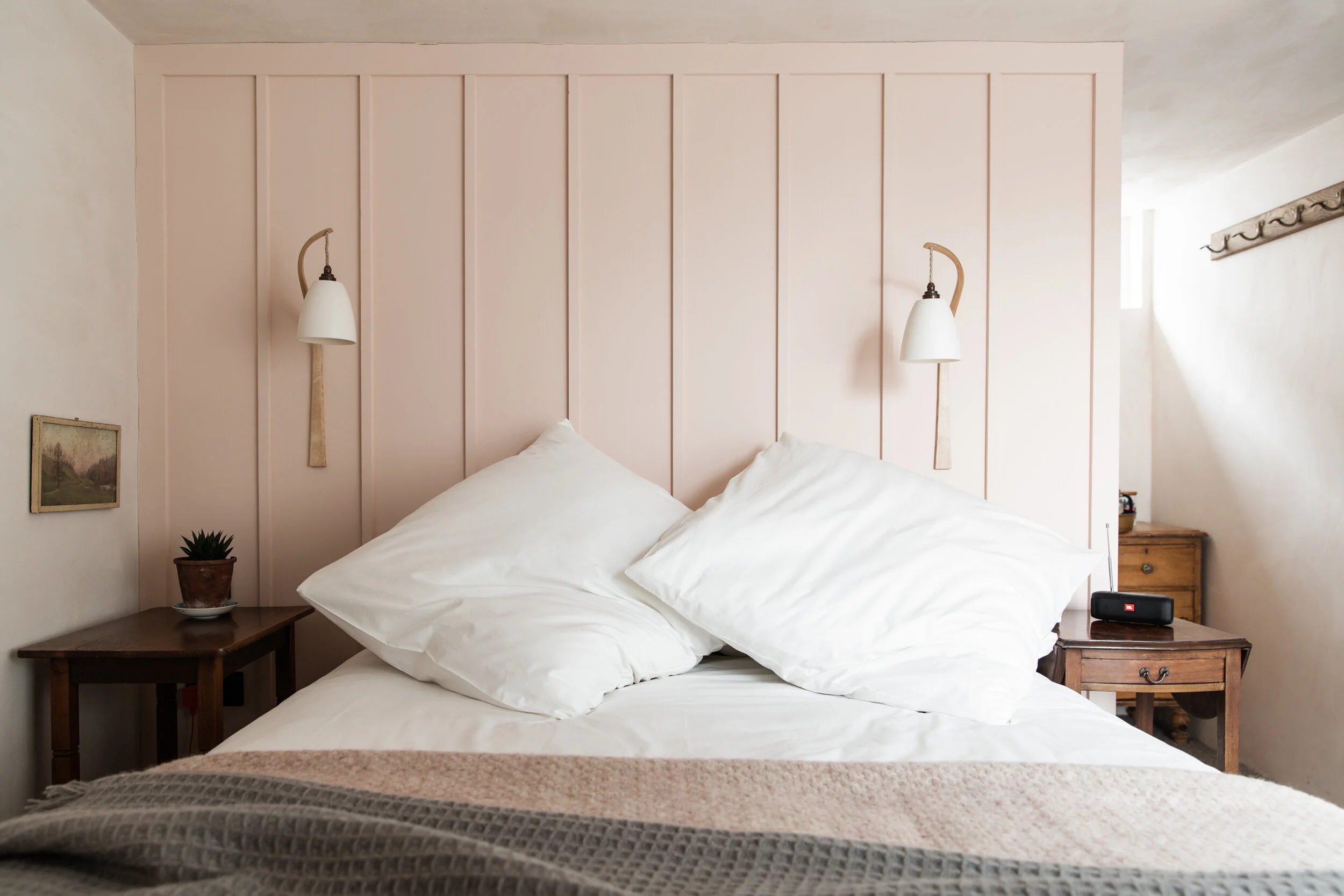 ROOM No.9