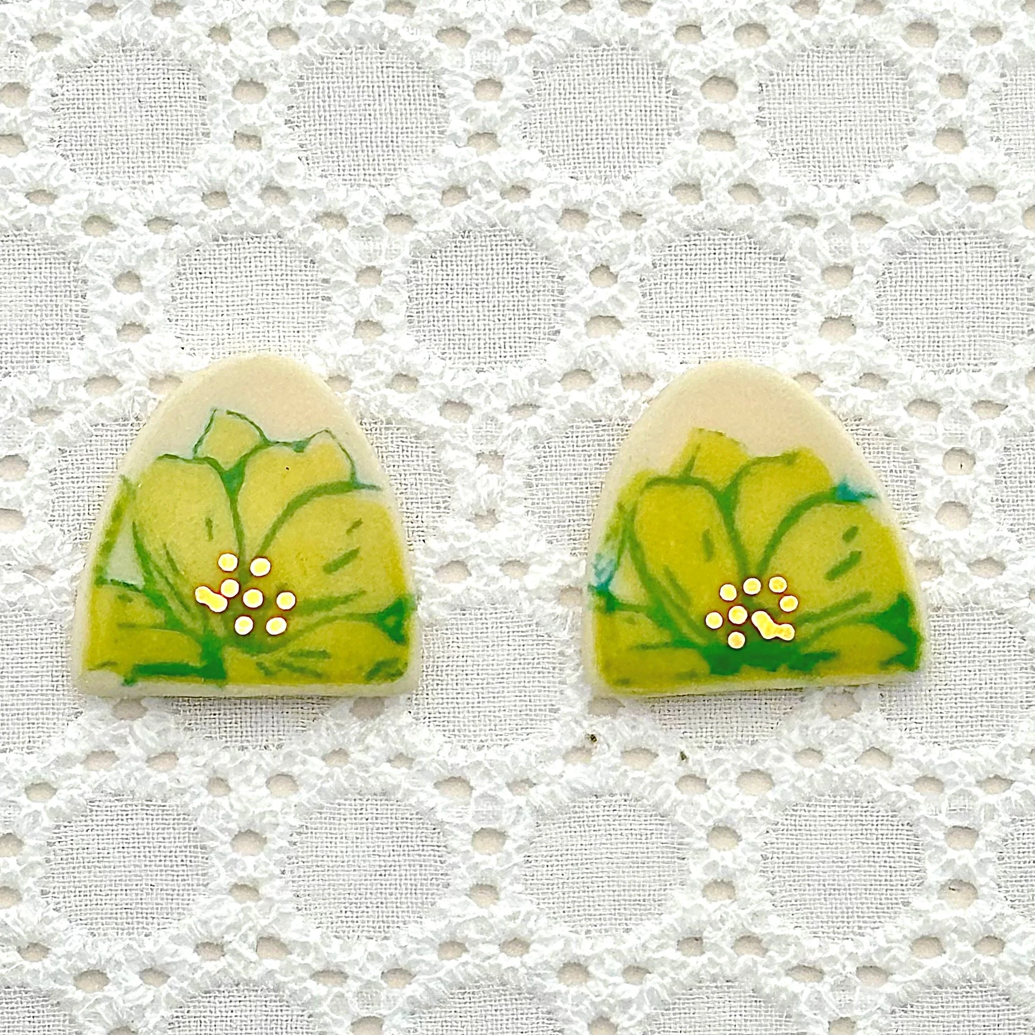 MAG SHORT CITRON.jpeg