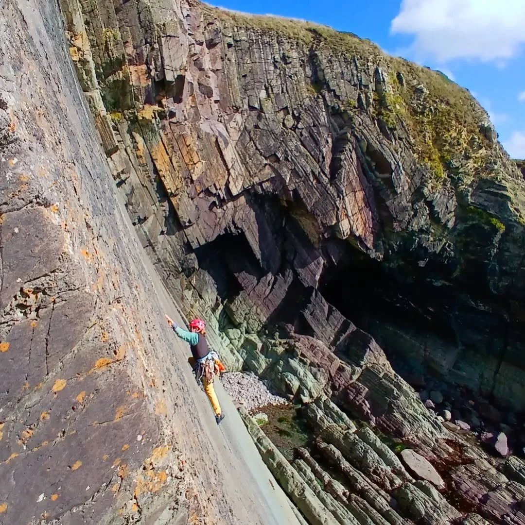 Colours of Caerfai 

#climbing #womenwhoclimb #seacliffclimbing ##climbingismypassion #sandstone #pembrokeshire #walesneverfails