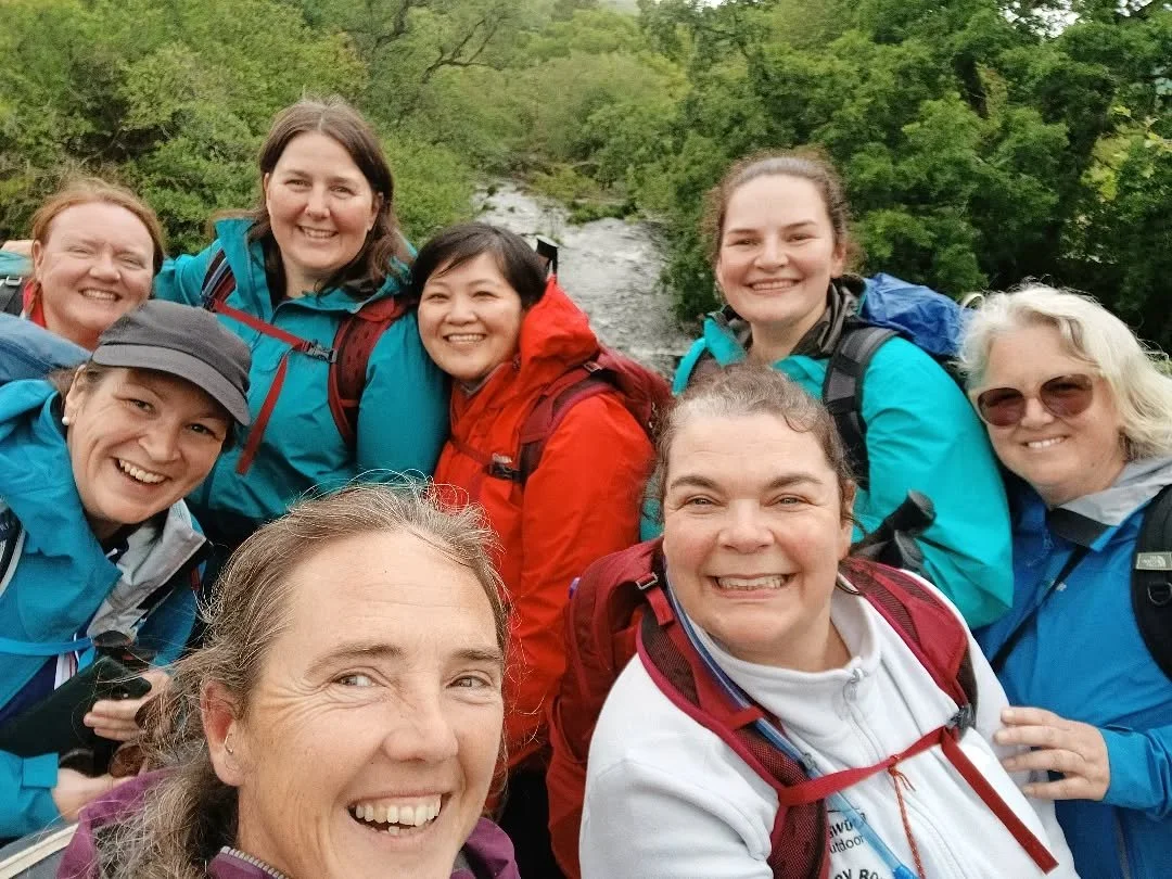 Scotland tour continues with bridge selfie smiles on the @every_body_outdoors Hill Skills in the Trossachs.
We're all out learning all things around maps, kit and how to have fun in the mountains ⛰️ 

#mountainadventures #everybodyoutdoors #getoutsid
