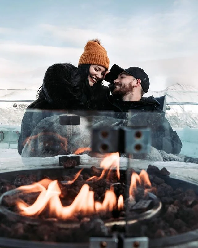 These past weeks have been so dang magical!!! For those who have been following my journey through Alberta you have seen all the breathe-taking views and places I&rsquo;ve been so grateful to experience. One being the super rare black ice bubbles on 