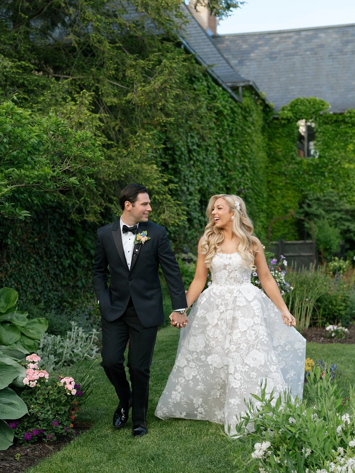luxury black tie wedding in West Michigan