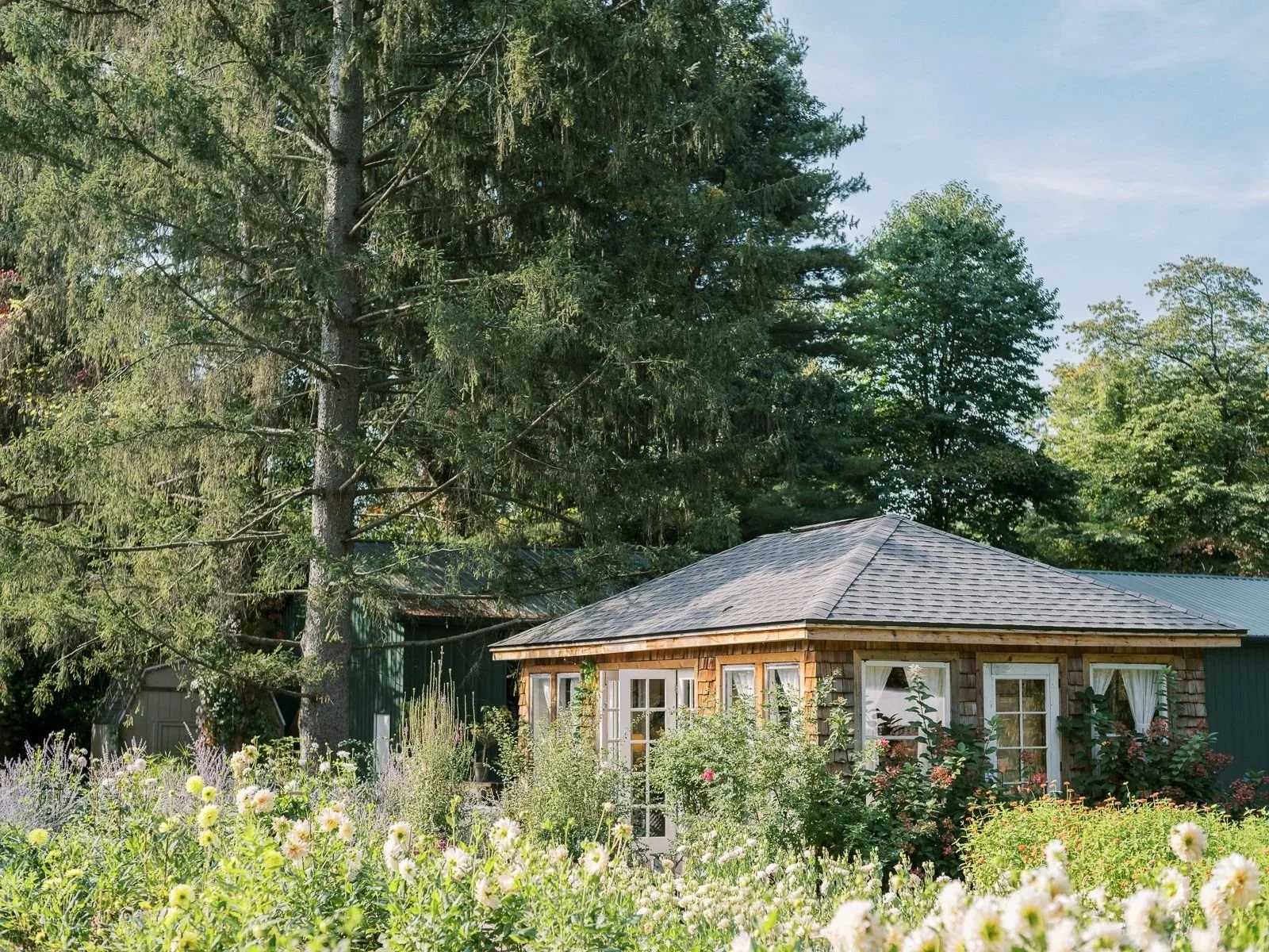 wedding venue with onsite accommodations in Southwest Michigan