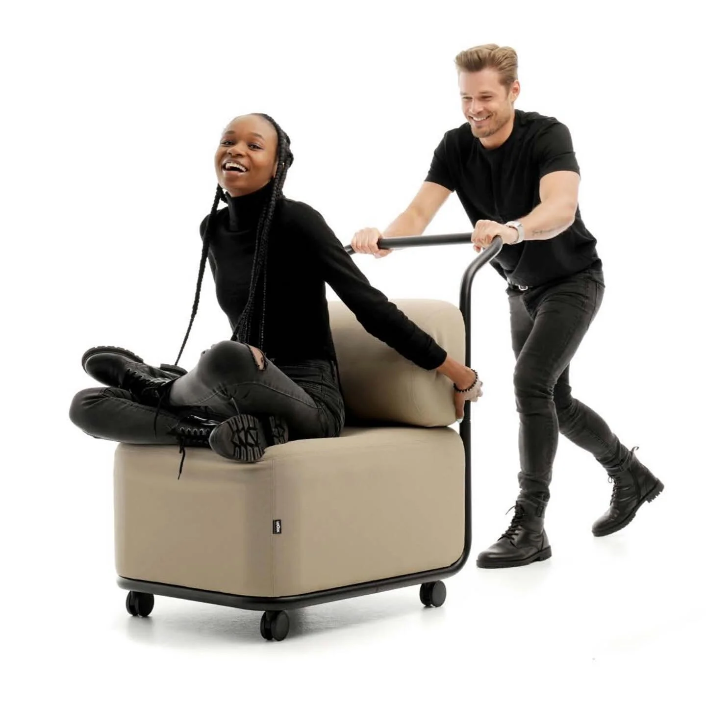 Wrooom! En underbar stol f&ouml;r kollegor som hj&auml;lper varandra fram. #interiordesign #interi&oslash;r #interiors #happyoffice #fun #design #cad #wrooom #chair #rollingchair #nordicdesign @loookindustries