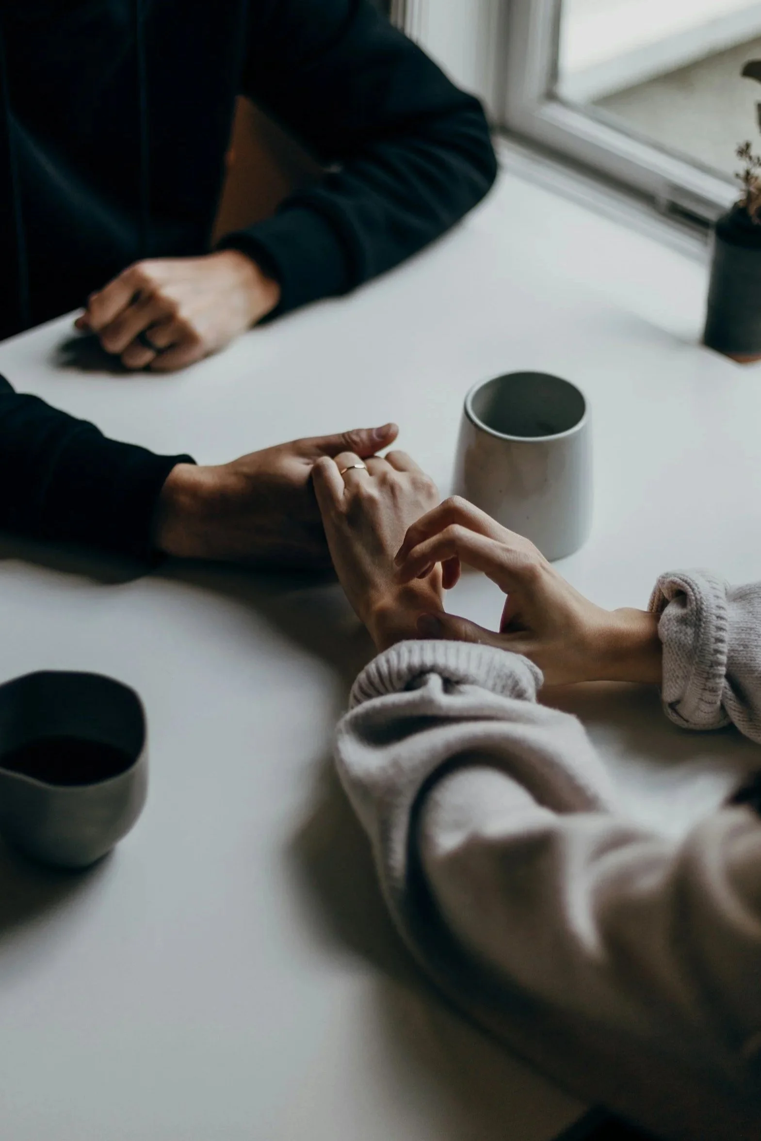 Romantic Relationship Functioning and Mental Health in Autistic Adults