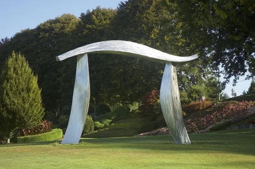 Pi in the Sky III Stainless steel 134” H x 208” W x 35”D $110,000