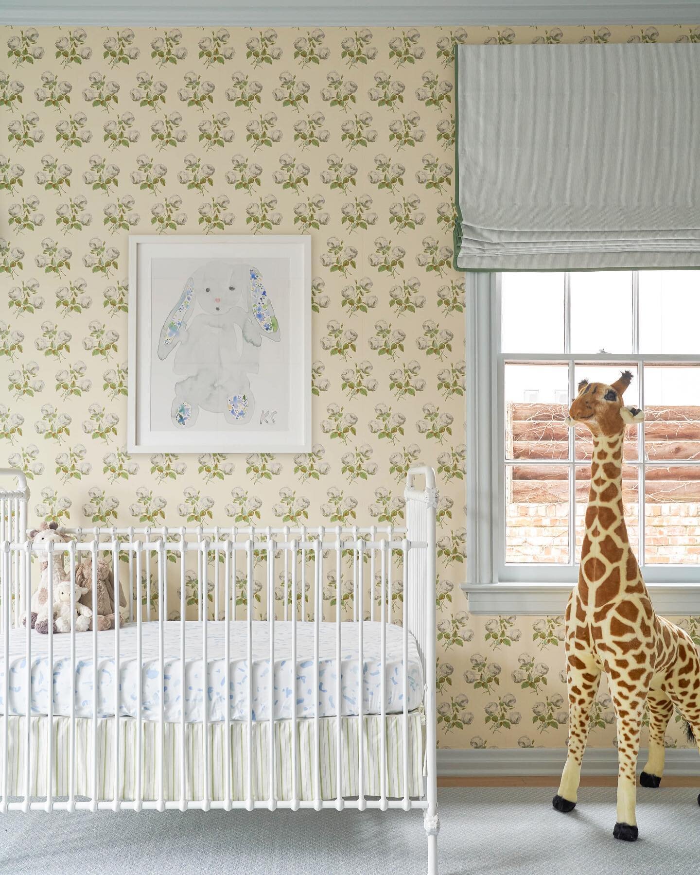 A tall order🦒
.
.
.
#madre #madredallas #design #interiordesign #colorplay #nursery #decor