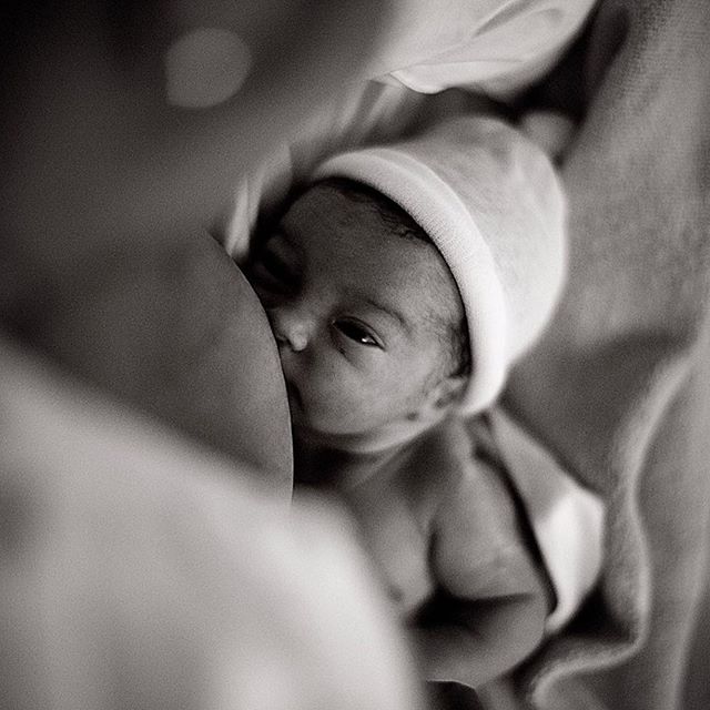 Congratulations on the new arrival.. #thelatch #firstlatch #newborn 📷 @fodelsefotografen