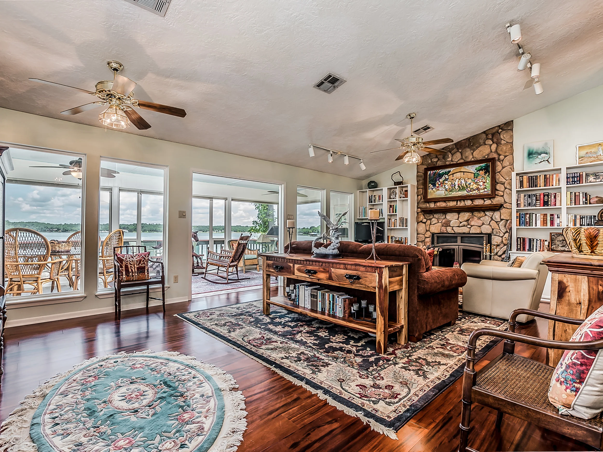 428 Dove Island-1.jpg