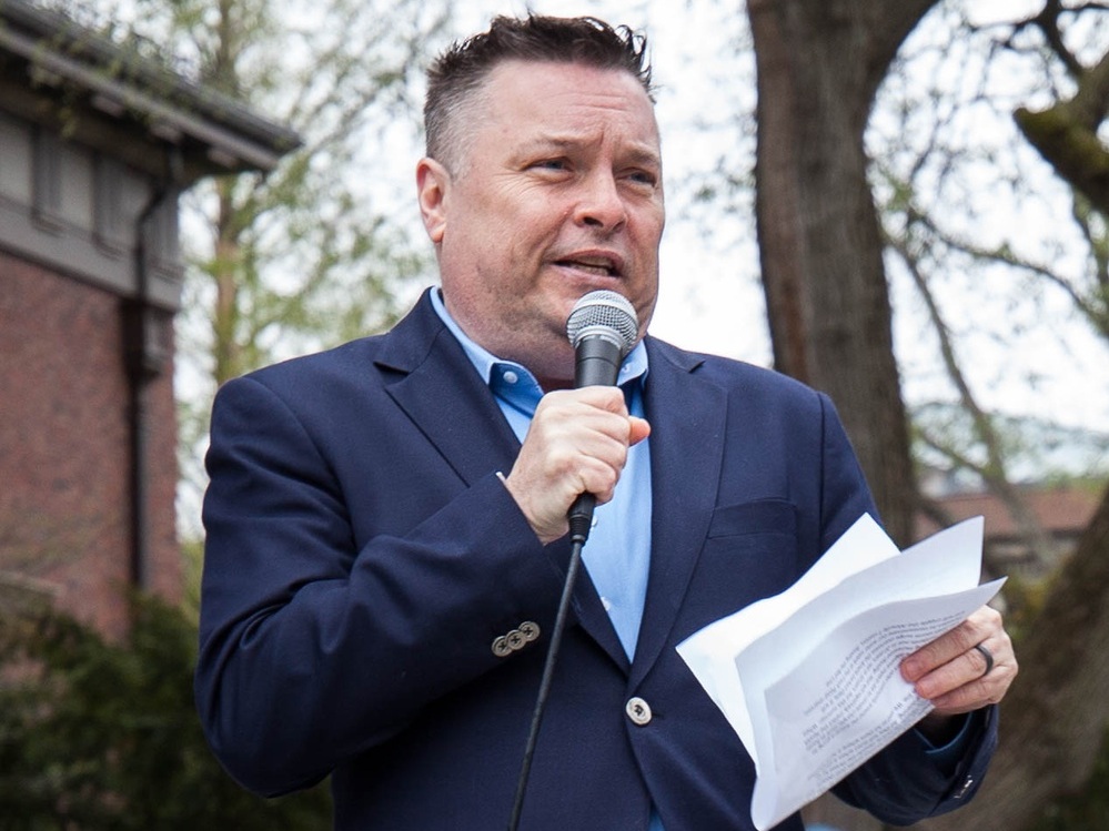 Cambridge City Council Endorses Fossil Fuel Divestment