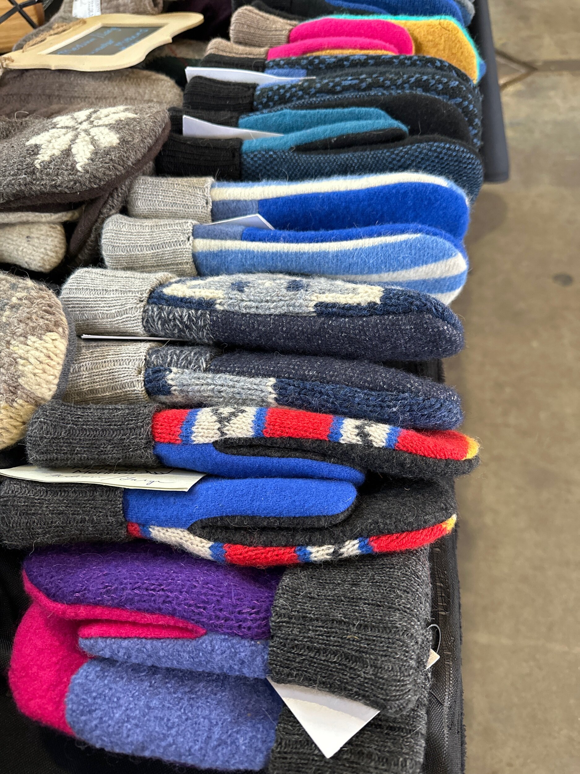 5D47253B-E925-4AED-BDF9-279B88E4958B