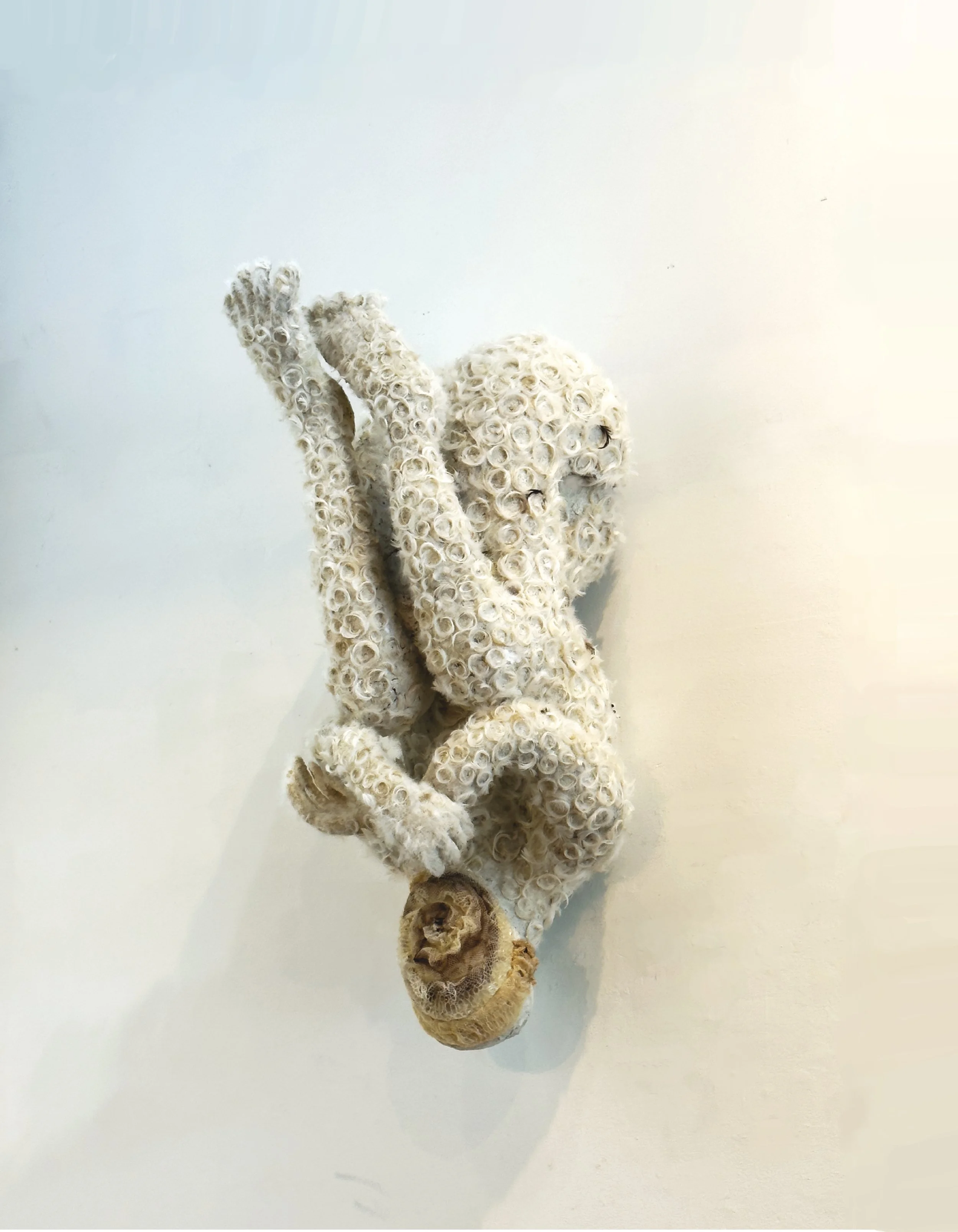 SEONGMIN YOO: PULSES OF EXPERIENCE, EXPLORING THE PSYCHOLOGY OF FLIGHT OR FIGHT