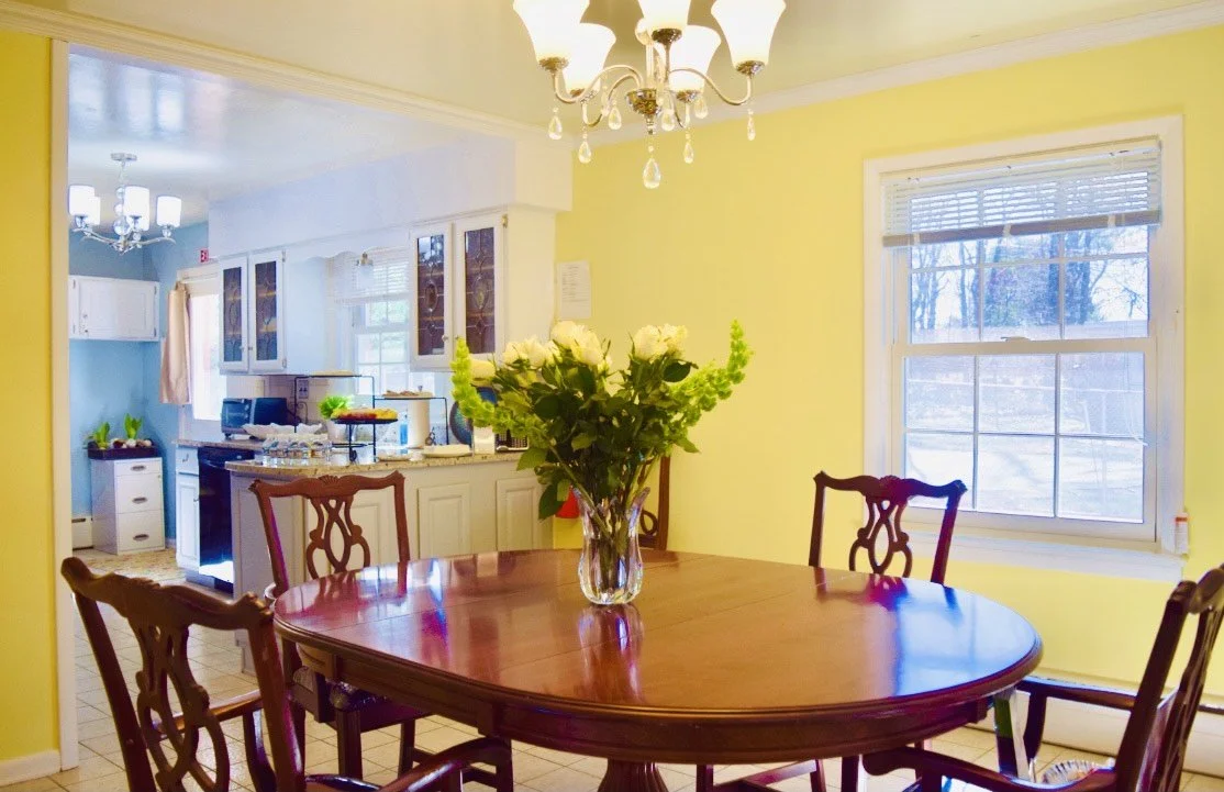 dining room.JPG