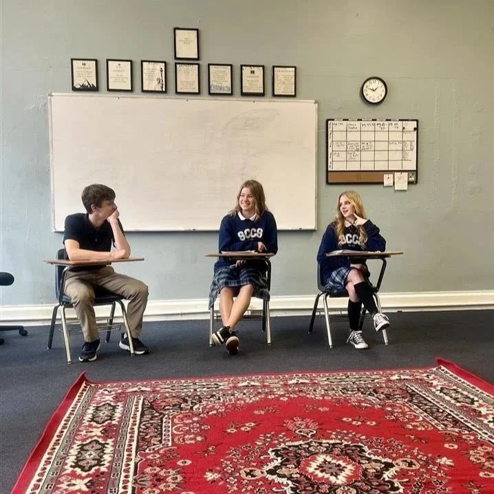 10th and 11th Grade debated the appropriate use of AI in education. One of the best moments came after time was called, when the conversation kept going because students cared deeply about both the topic and one another. They also drew on ideas and q