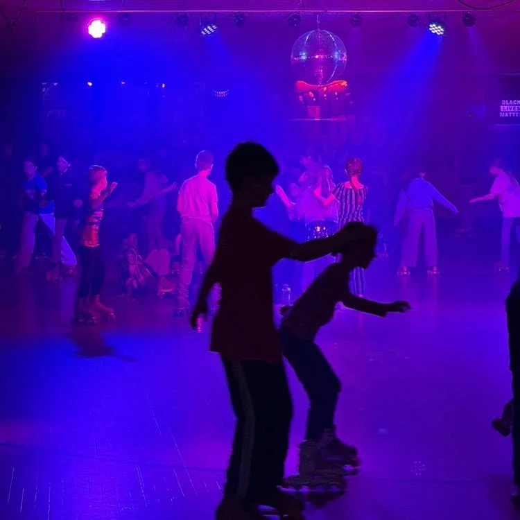 Our All-School Skate Night was full of music, laughter, and plenty of wobbly laps around the rink. It&rsquo;s a joy to see our whole school community, from Pre-K through high school, skating side by side and enjoying time together. 

#sccslife #class