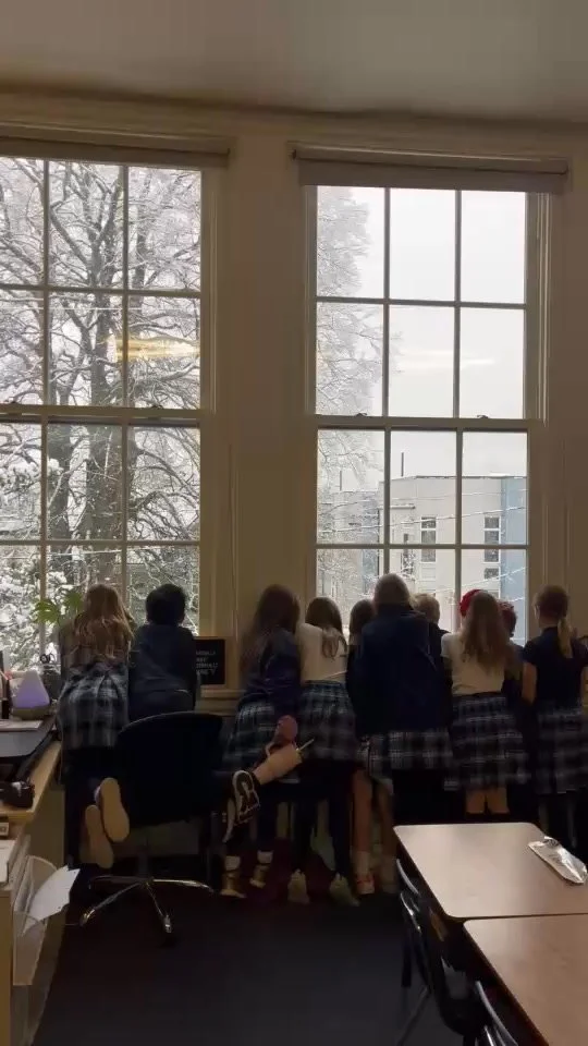 Snowy morning today at SCCS ❄️
Classes are in session, but a little snow means students find their way outside before school and between subjects for snowball fights, laughter, and wonder.

#sccslife #goodnesstruthbeauty #sccslife