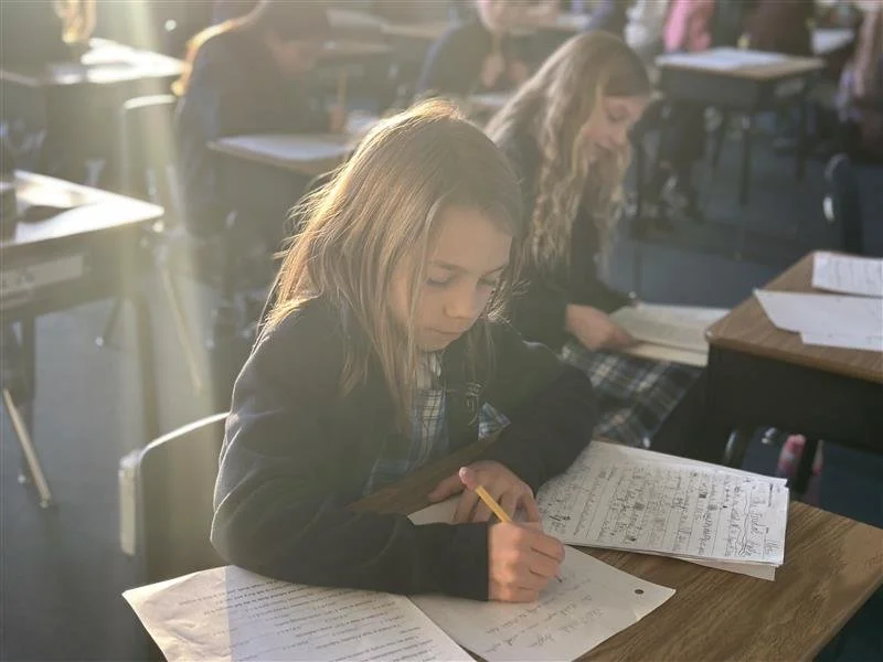 Walk into our classrooms and you won&rsquo;t see laptops or tablets.

Students read physical books, write by hand, and discuss ideas face-to-face.

In a world filled with screens, we believe learning is strengthened when students give their full atte