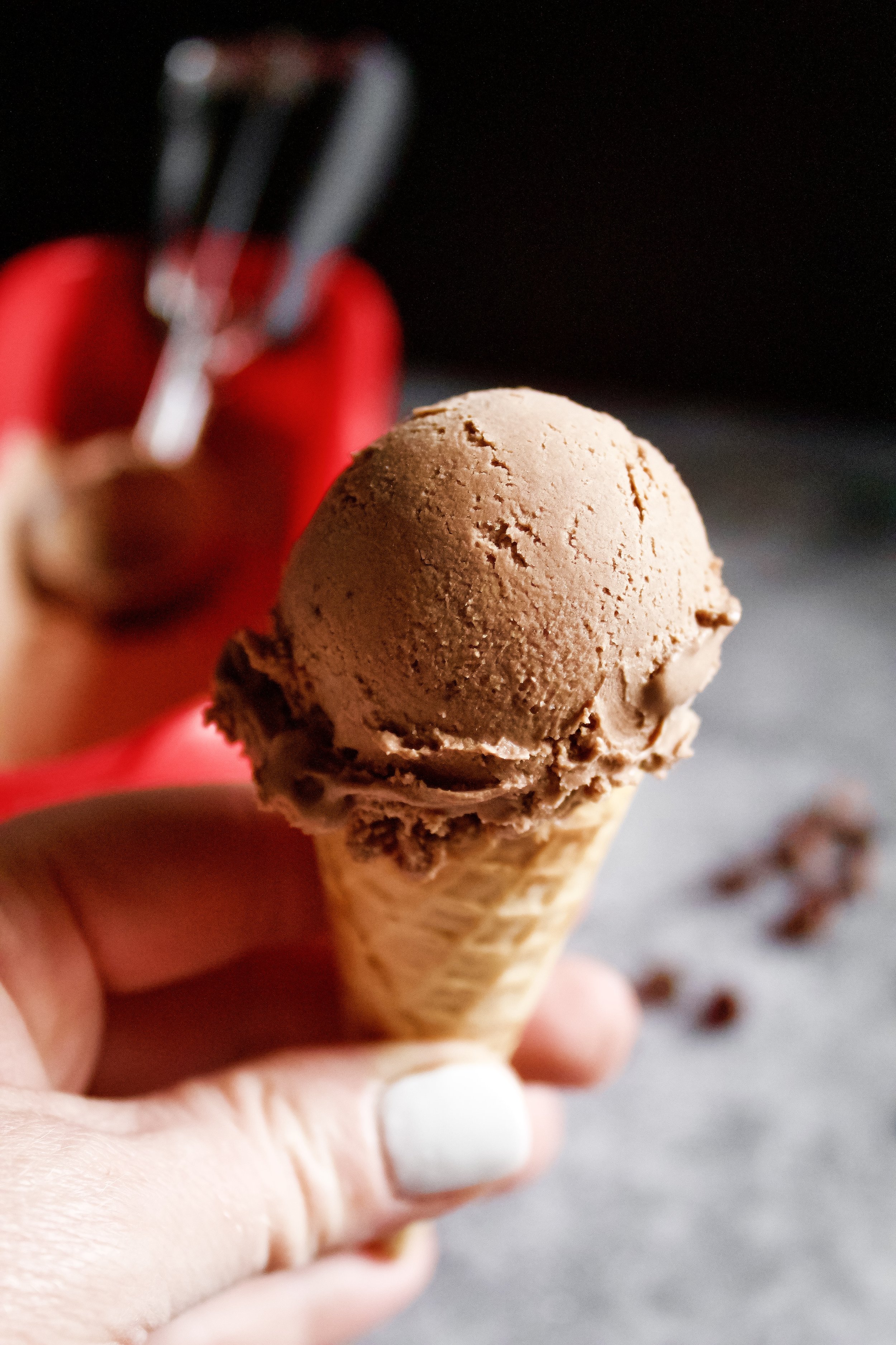 Old-Fashioned Homemade Chocolate Ice Cream - Reluctant Entertainer
