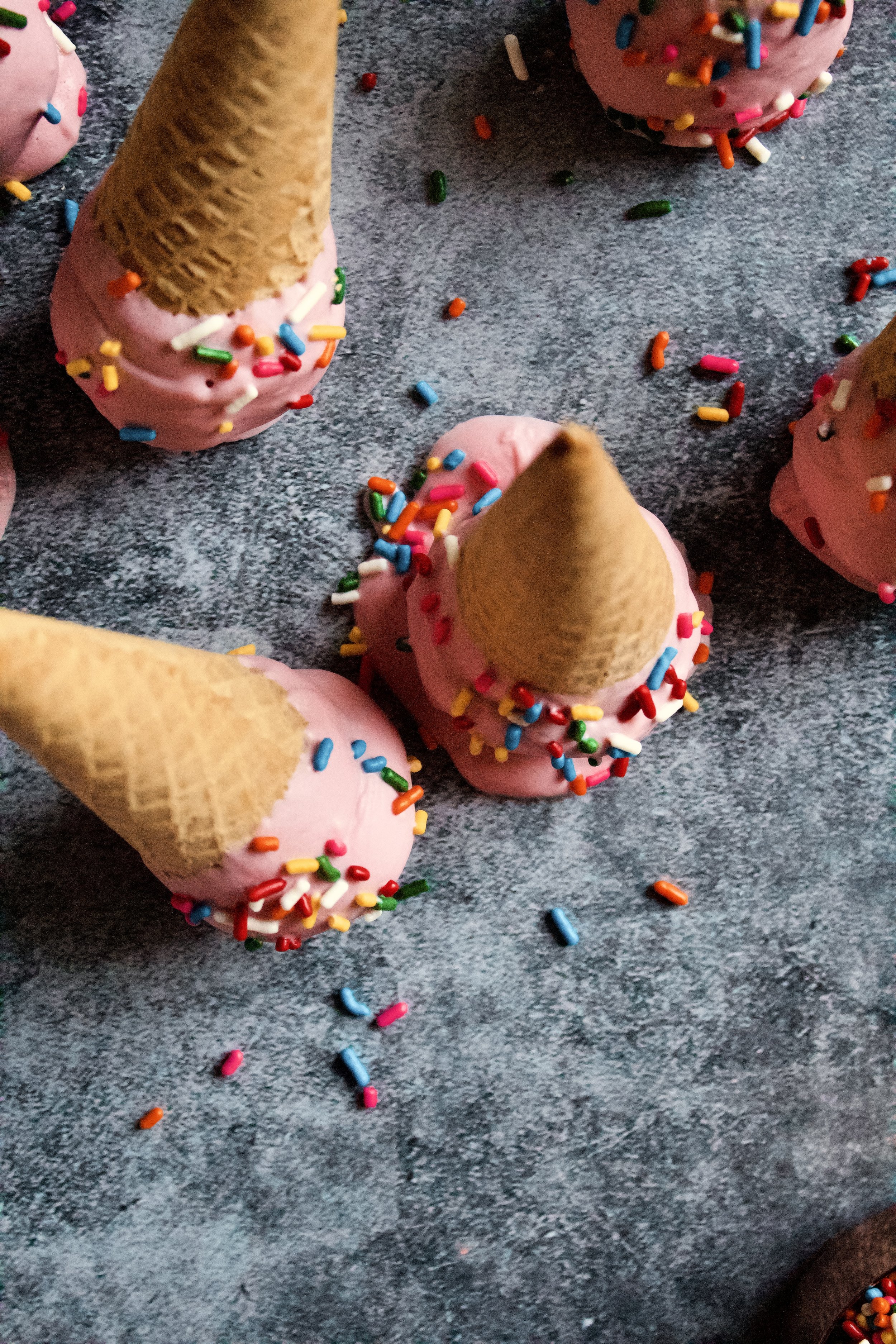 Delicious Ice Cream Scoop Cake Pops