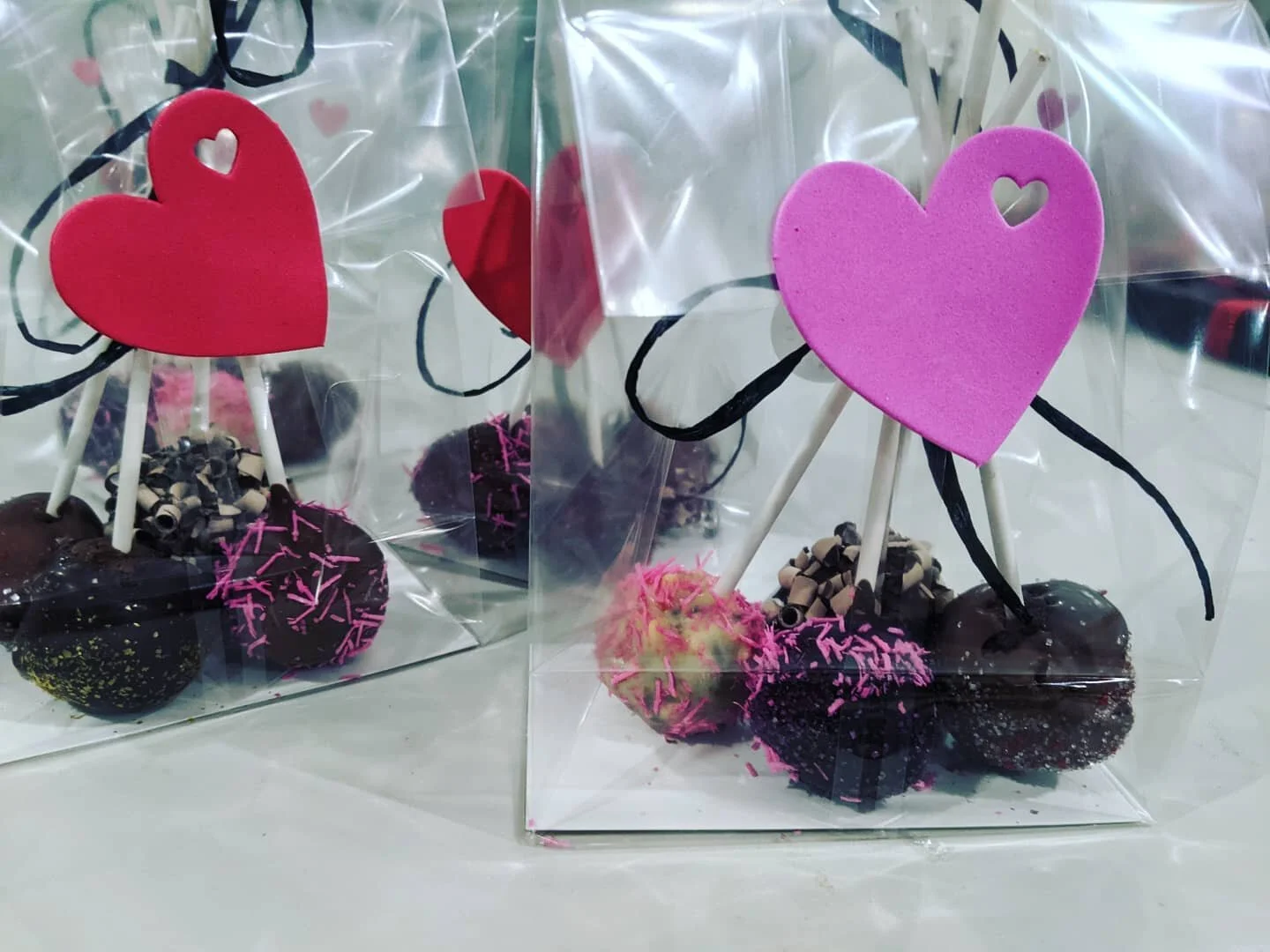 brownie pops #valentinesdaygifts #spreadlove