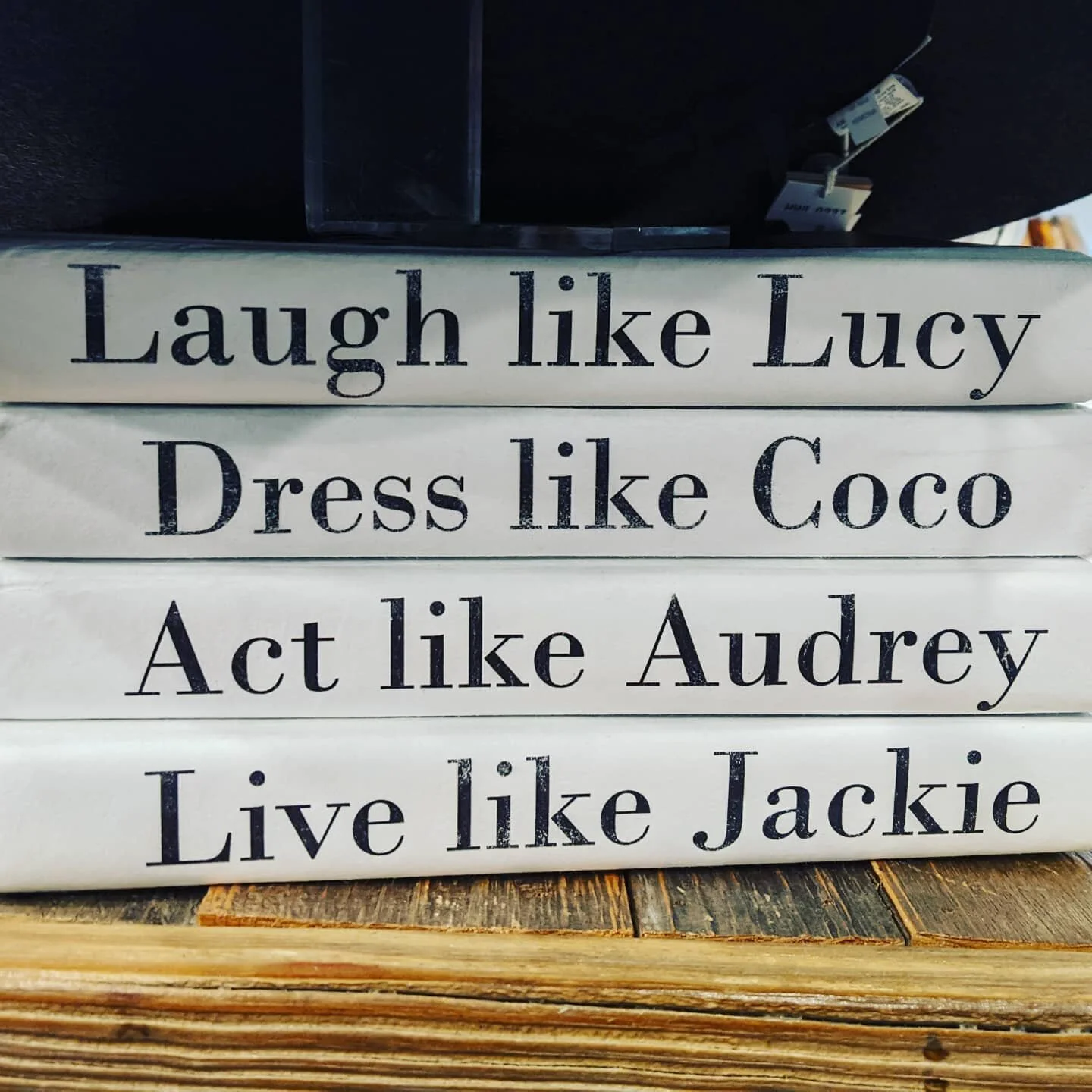I couldn't resist. My family nickname is Lucy and my sister is Jackie. #dailyinspiration #funquotes