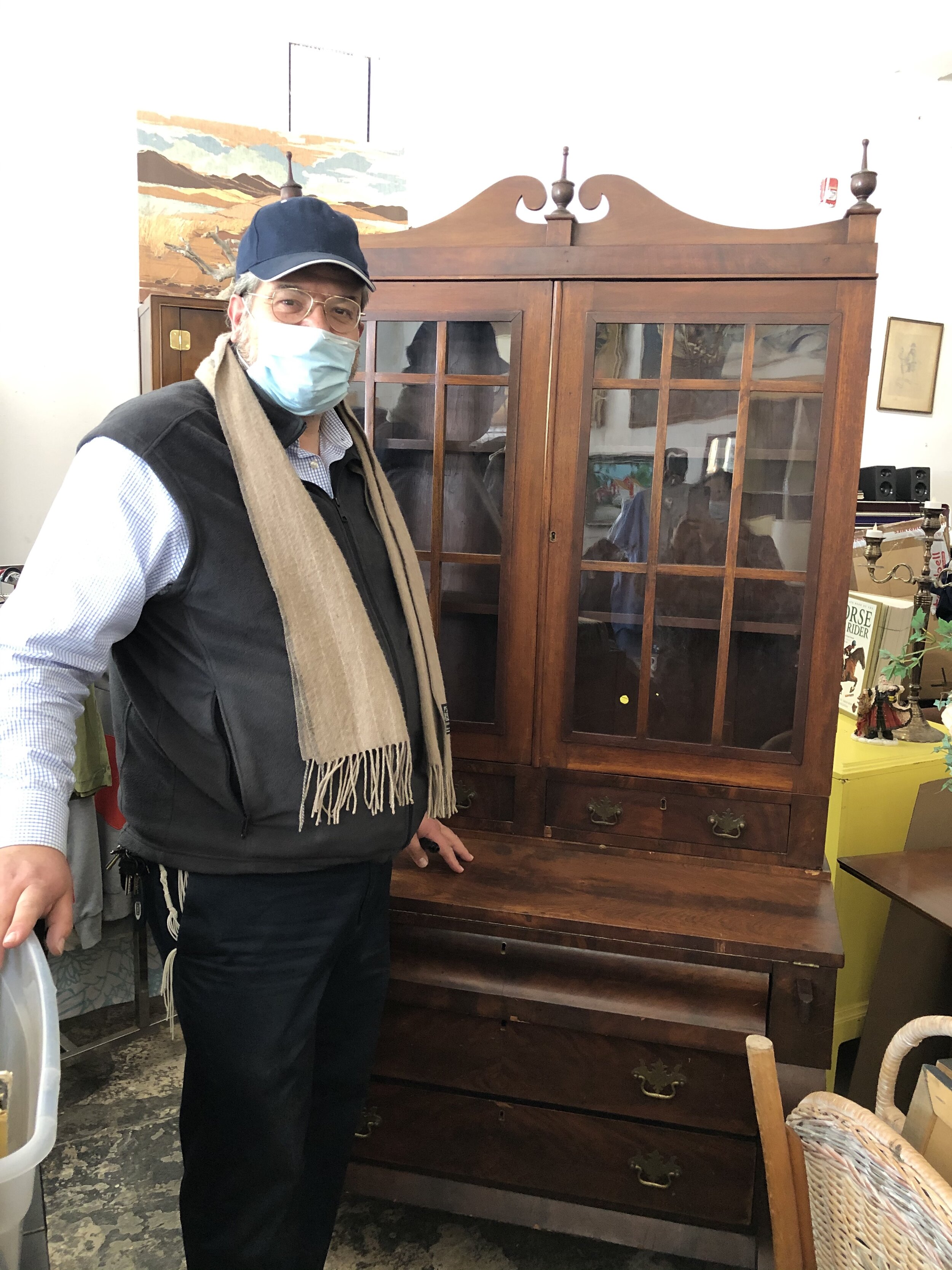 Aaron Knopfler is the owner of the Halsey Vintage Shoppe.