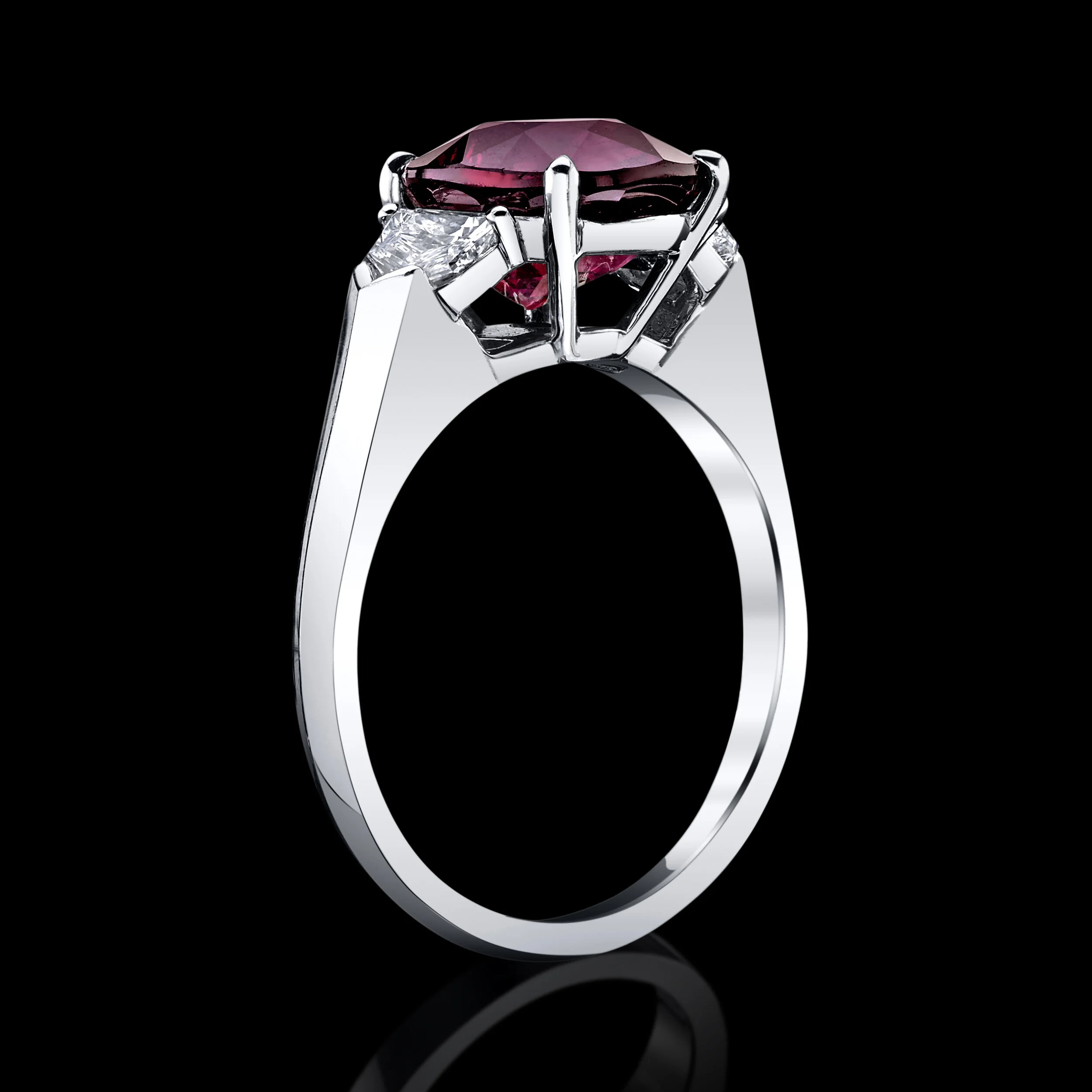 4.04ct Ruby..jpg