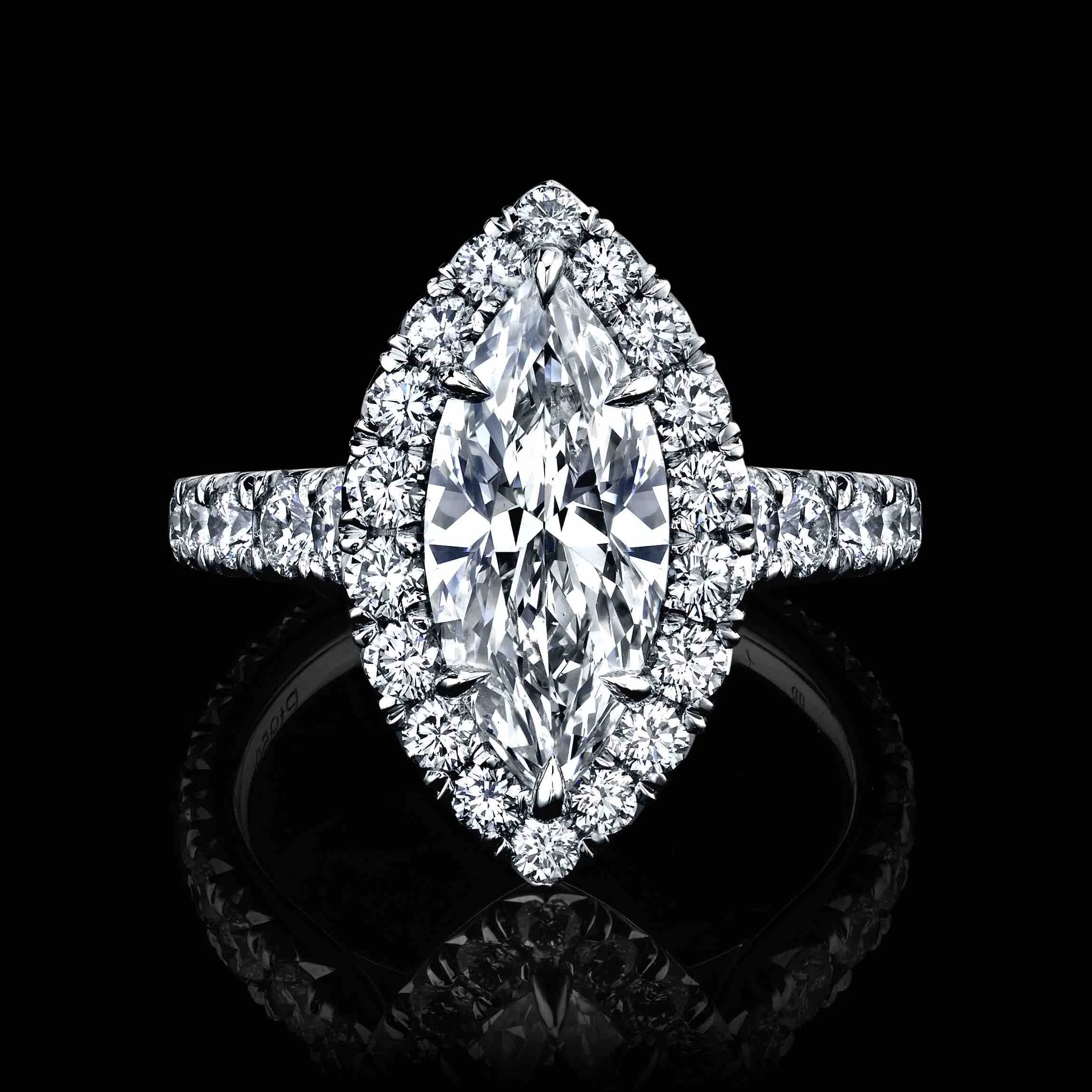 2.20ct MQ,E, VS2..jpg