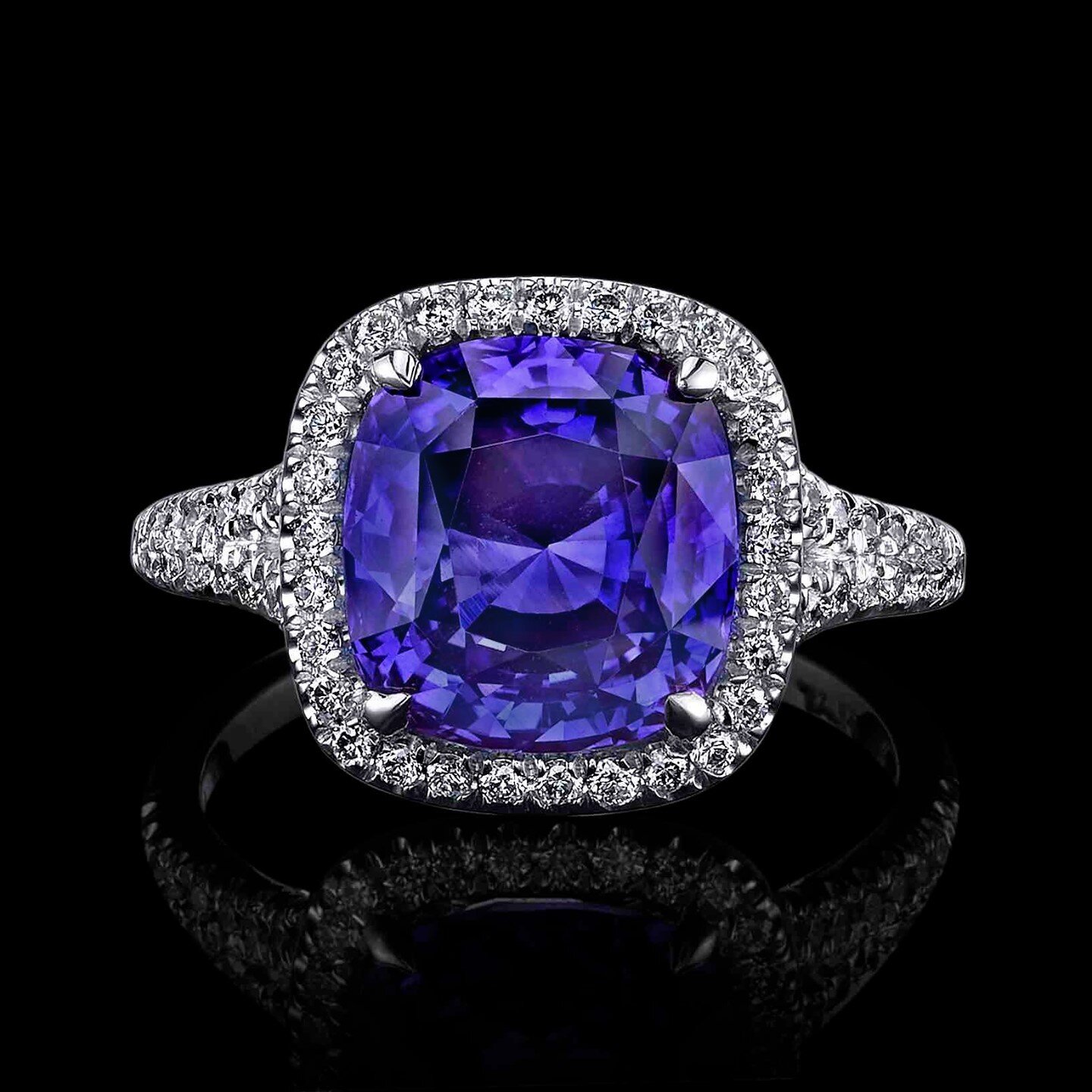 #colorgems are so beautiful! They come in all kind of colors and can make me smile when i see them. This one is a 6.56ct violetish, Blue #Sapphire, set in platinum and surrounded by diamonds. What a great gift for the summer! 

#raimanrocks #gems #co