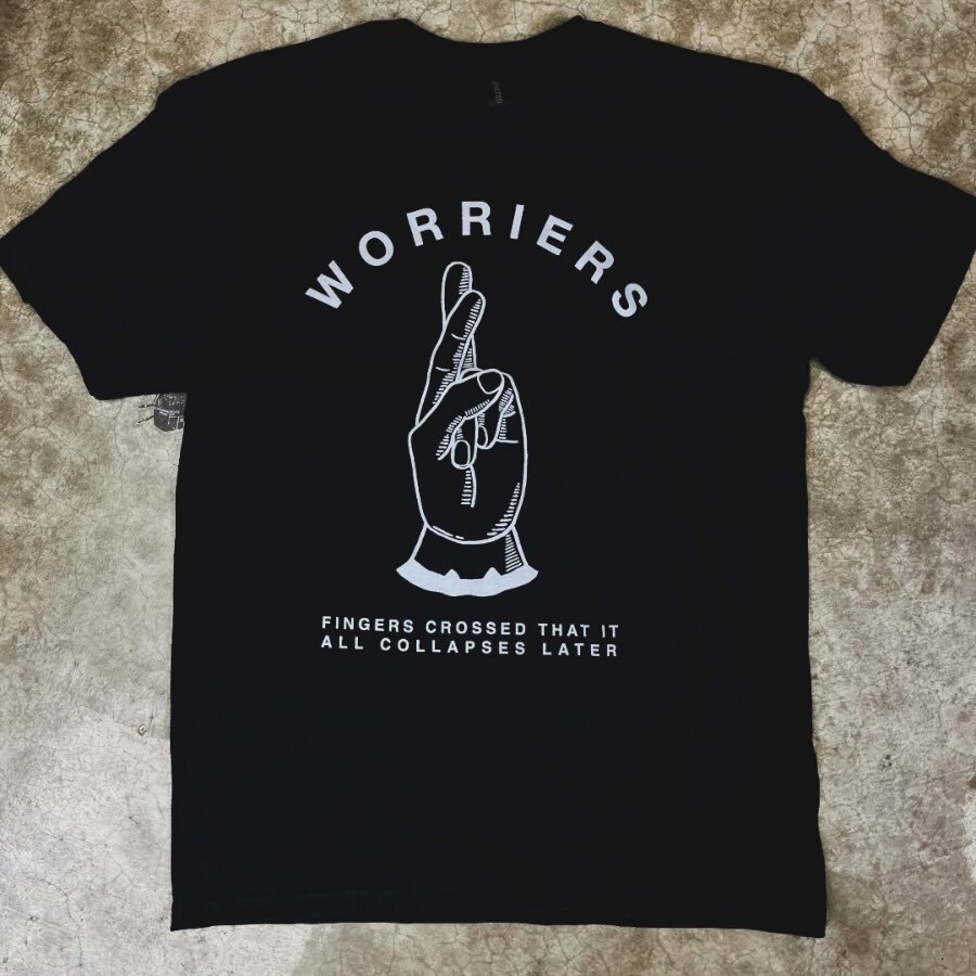 Mid-tour re-up for @worriersmusic in town tonight with @alkaline_trio! 

 BANDS, HIT US UP.
A lot of our clients are touring bands who know Chicago is a great place to get their merch made, centrally located as we are here in the ol&rsquo; Midwest. 
