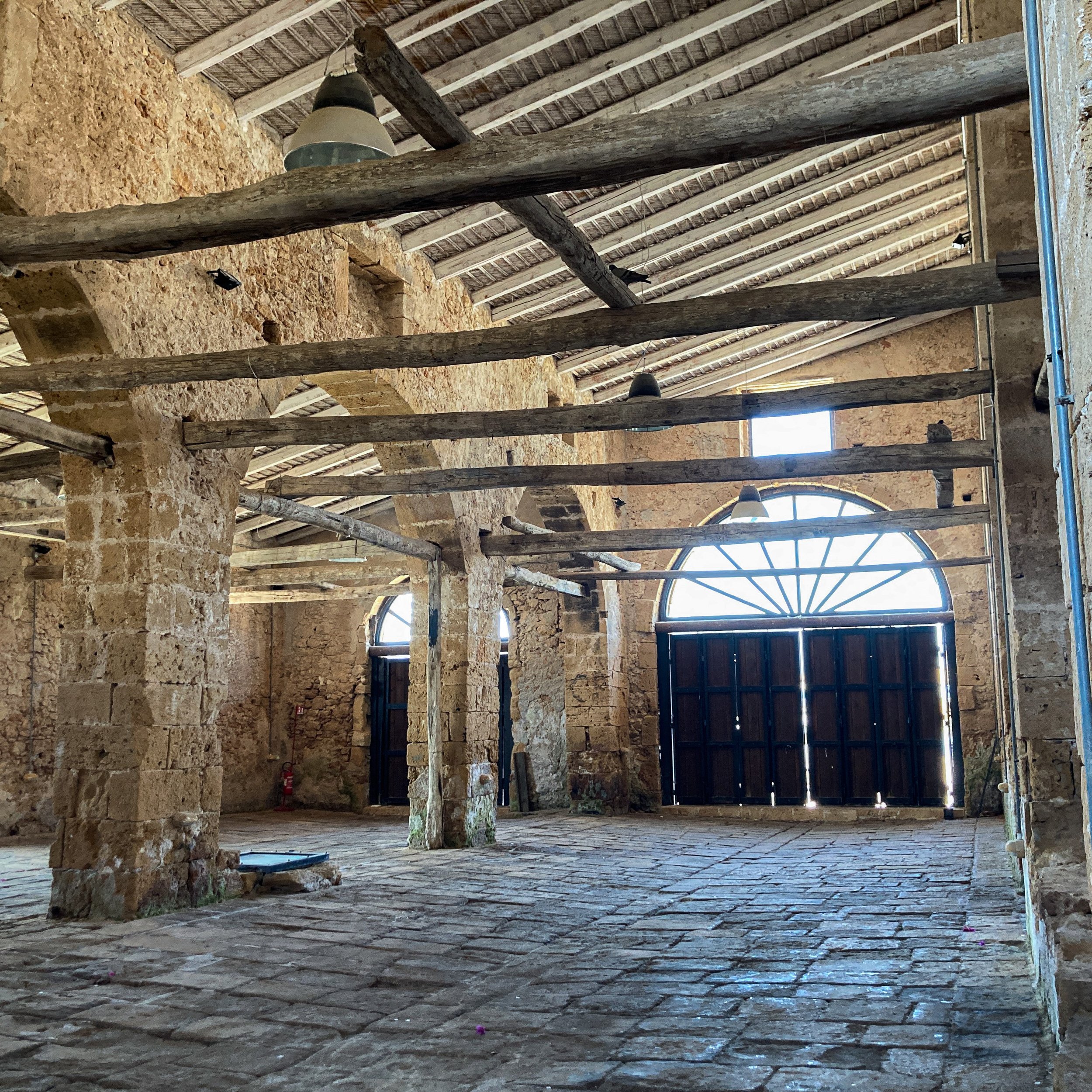  Figure 9. The interior of the Loggia at the Tonnara di Marzamemi. Photograph by G. Vaccarino Gearty, 2022. 