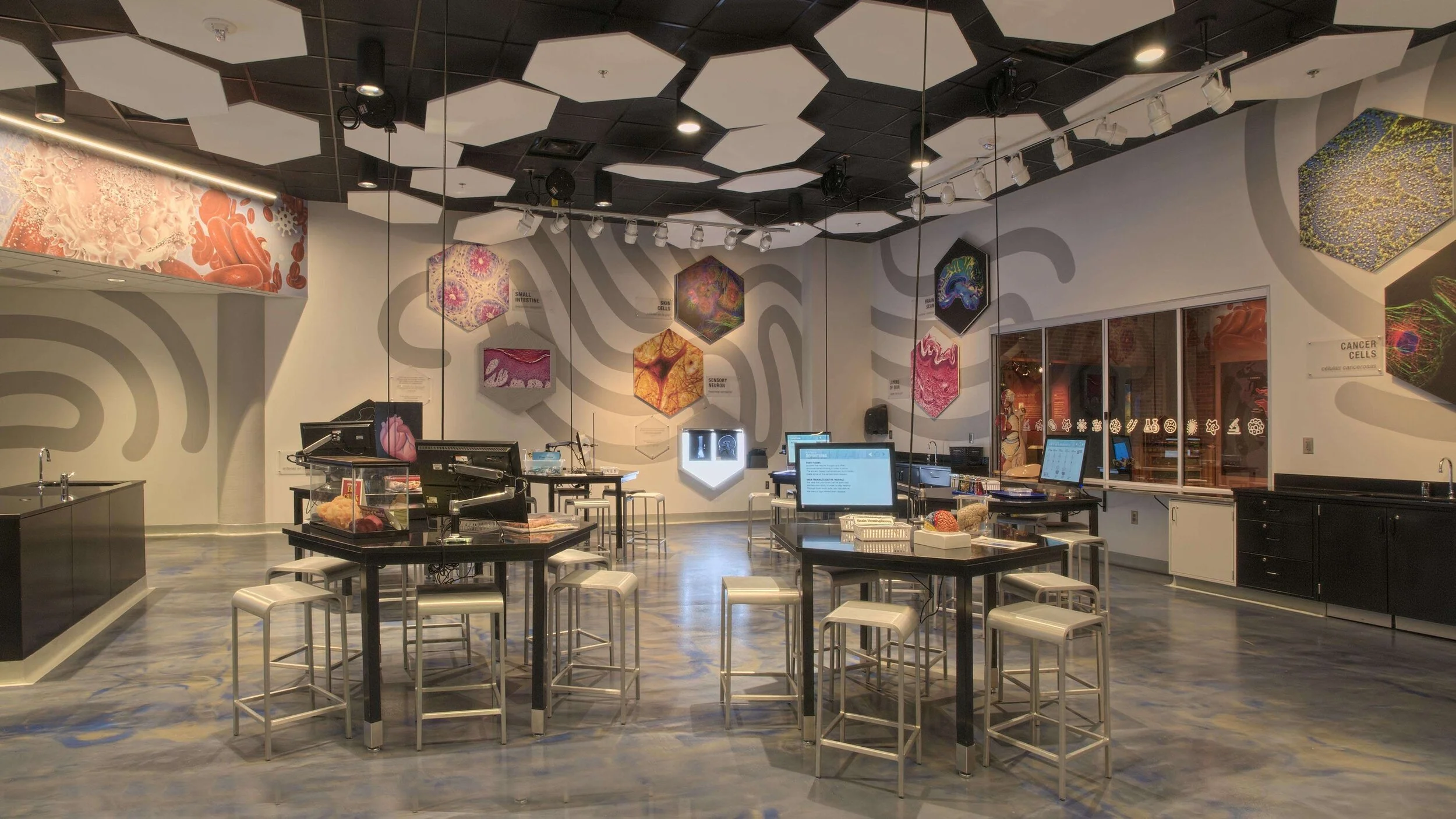 ExplMoreMe 10web.JPG