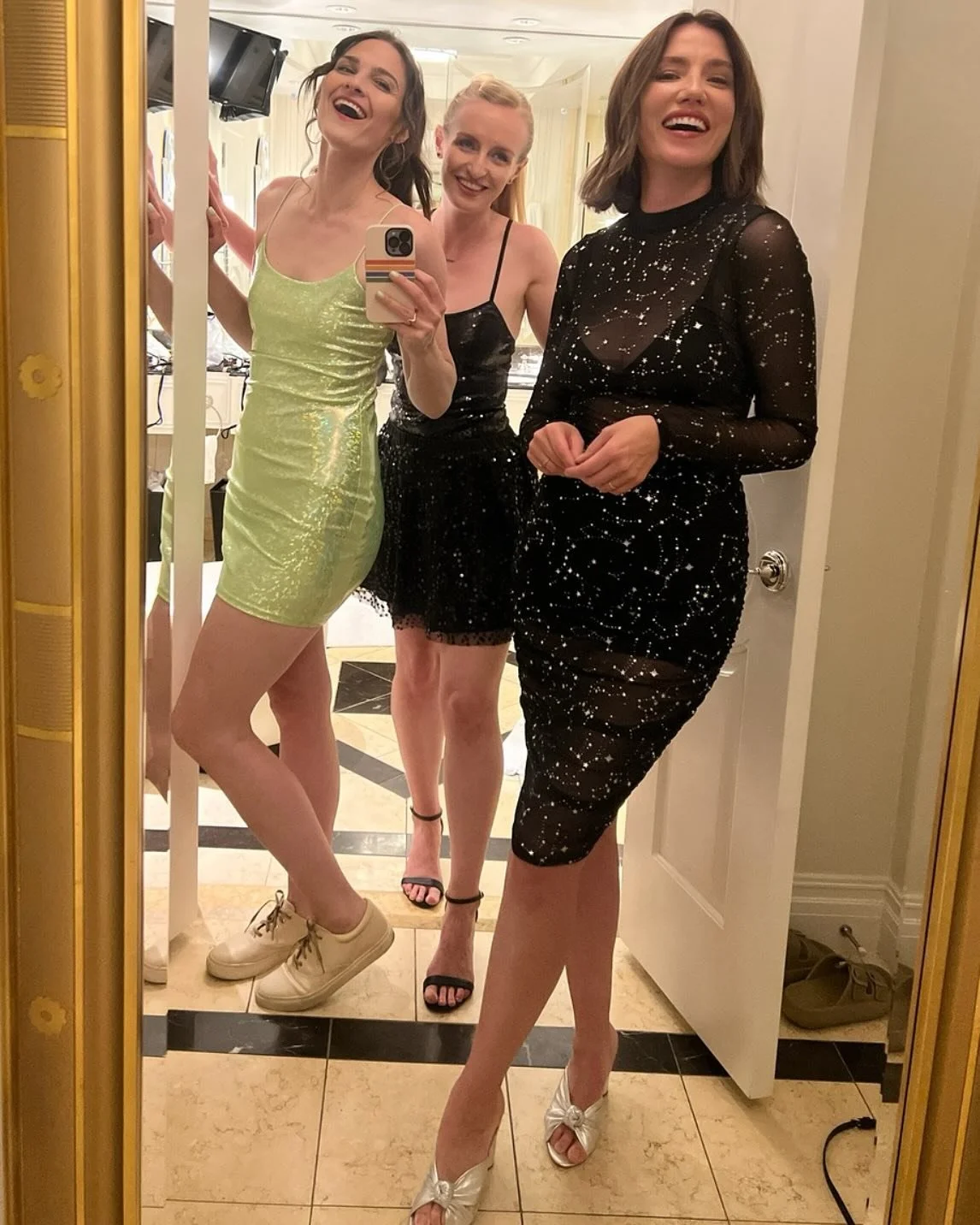 HAPPY BIRTHDAY to the absolute QUEEN @jennimelear. (How is it possible the 3 of us gave birth to boys, back-to-back, after this photo was taken??) Deeply honored to be on this wild motherhood journey with you, and to be your co-writer, collaborator, 
