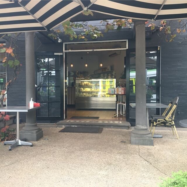 We are open for your takeaway coffee fix
#townandcountrybalwyn
#melbournefoodblogger #melbournedining #balywncafe #deepdene #brunchmelbourne #melbournefoodies #melbournefoodblog #melbournefoodiefinds #urbanlistmelb #urbanlisted