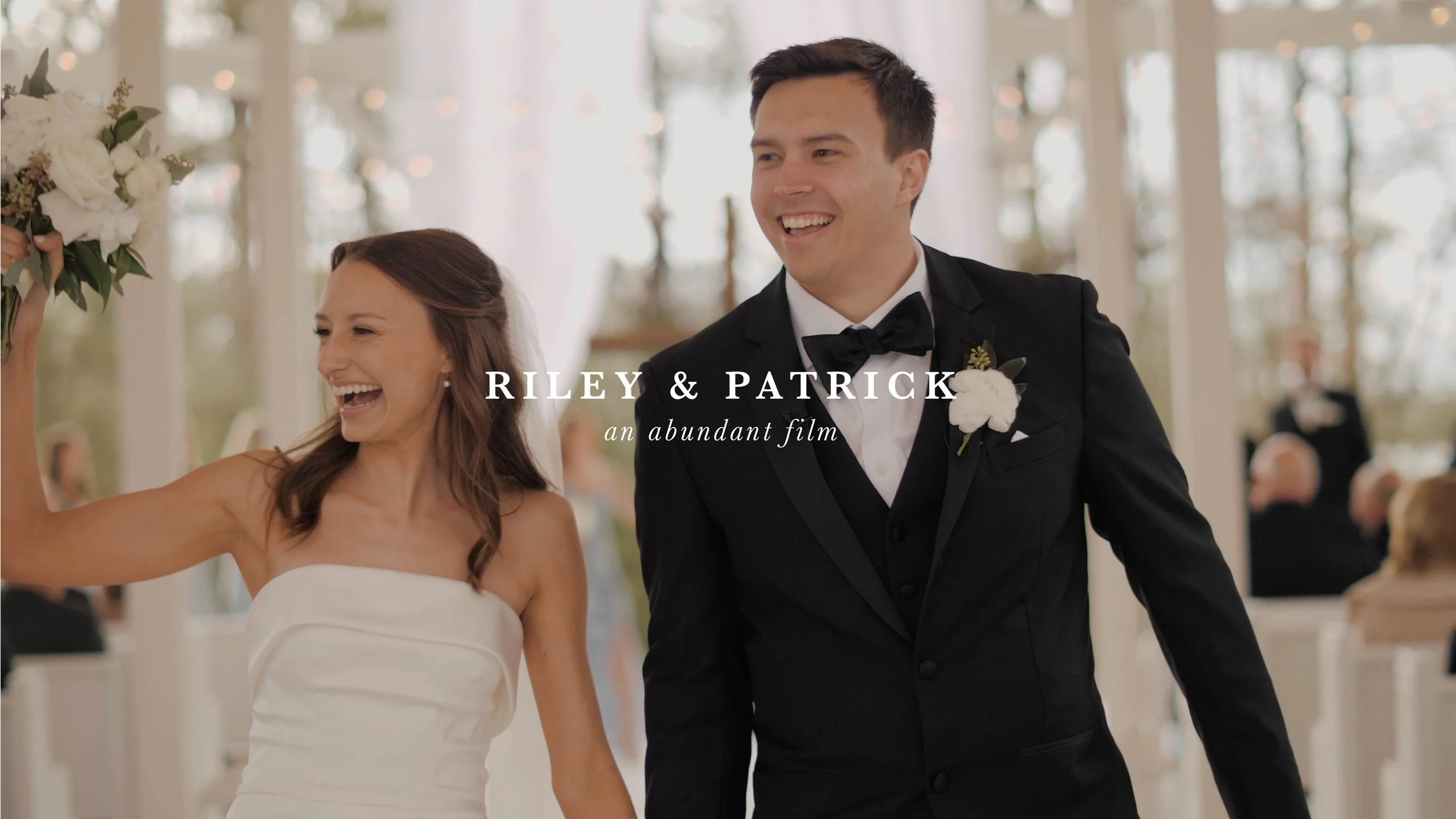 Met on a Plane, Married in the Rain | Alabama Wedding