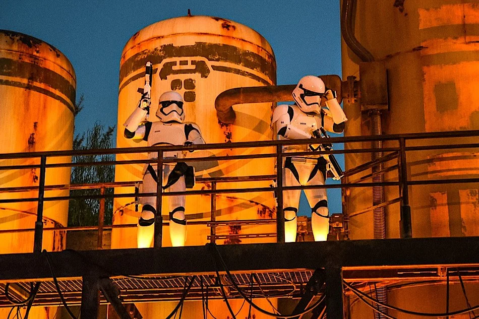 A Guide To Visiting Disneyland in May 2024 Crowds, Ticket Prices, and