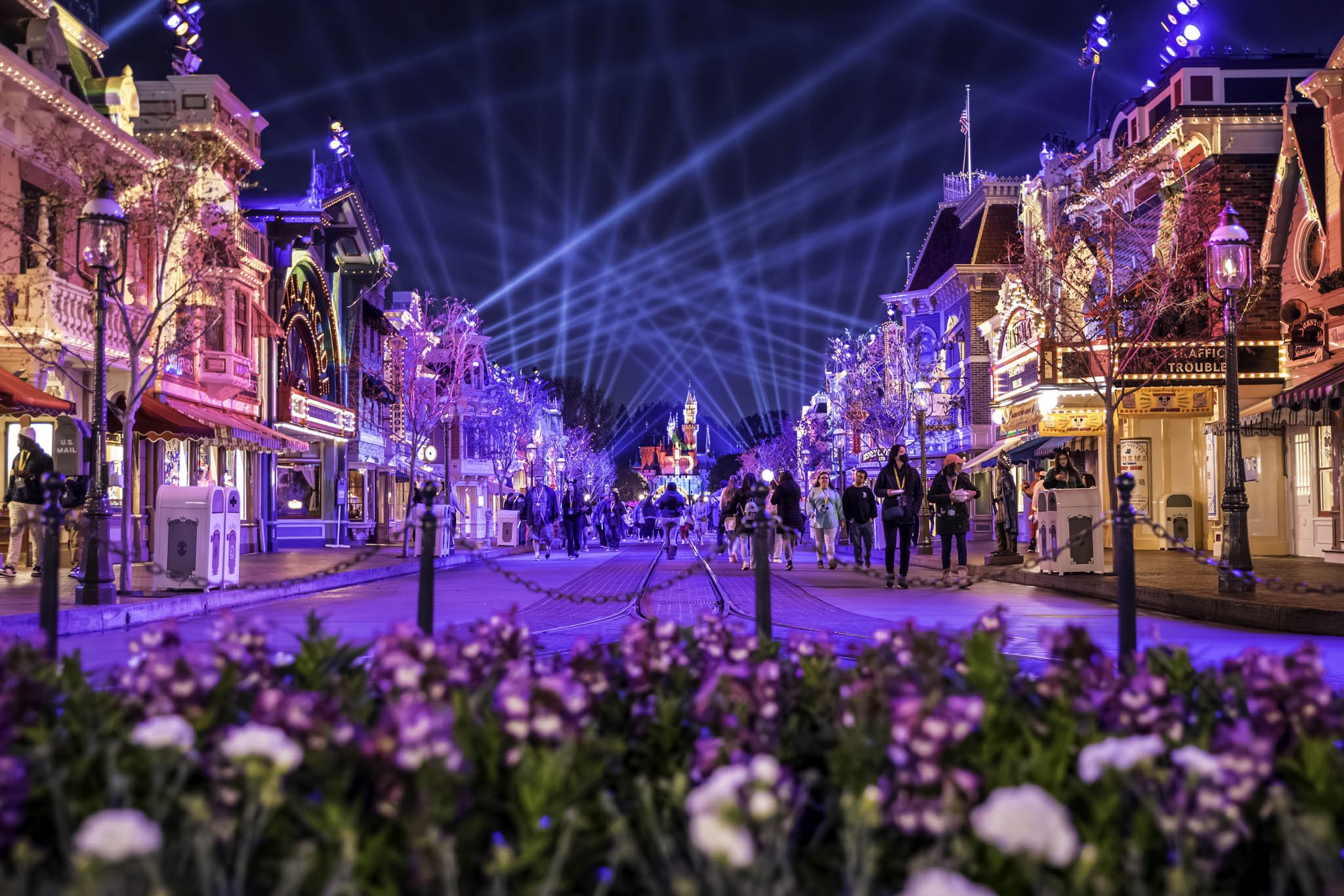 2026 Busiest Days at Disneyland to Avoid