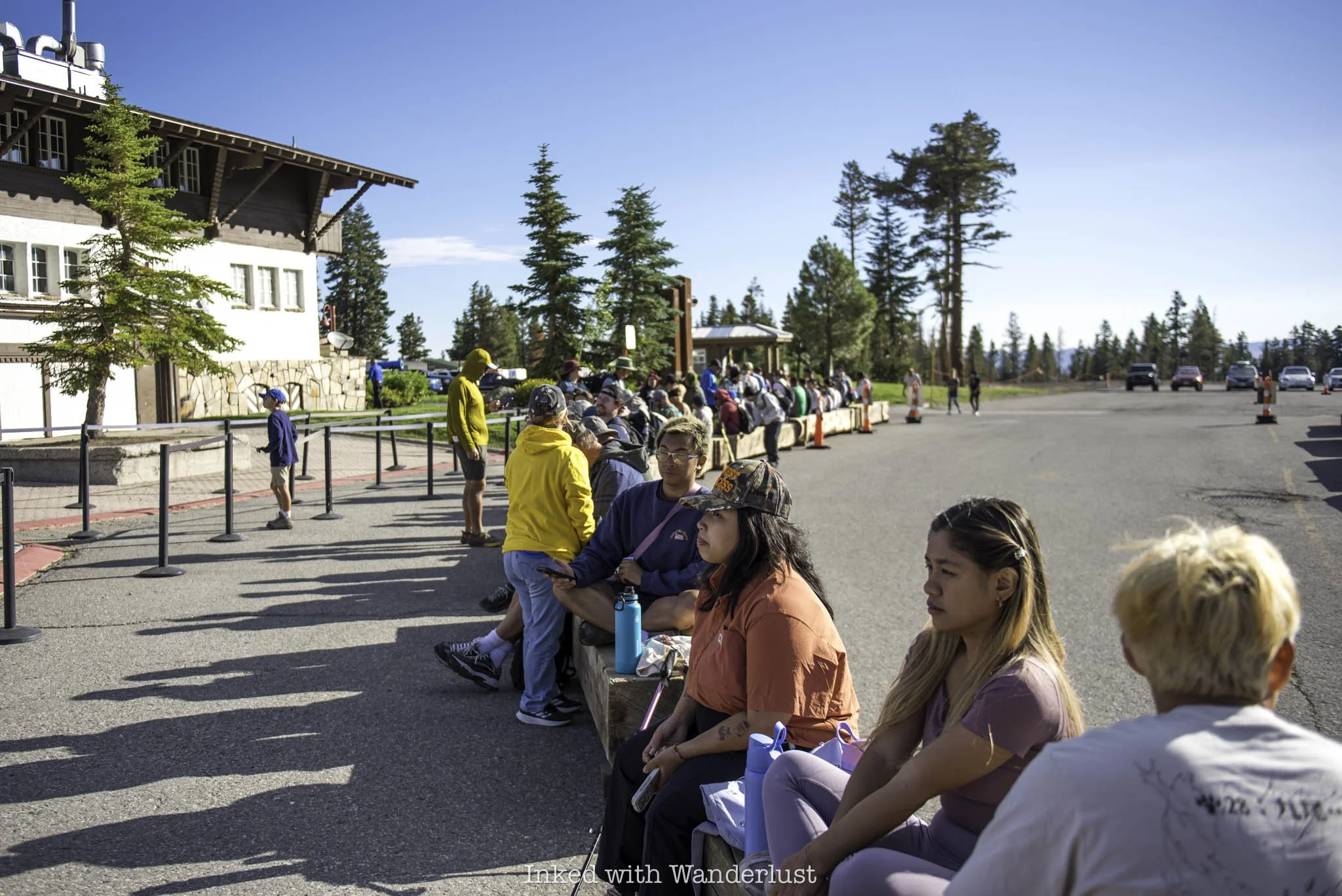 People lined up, waiting for shuttle to Devils Postpile.
