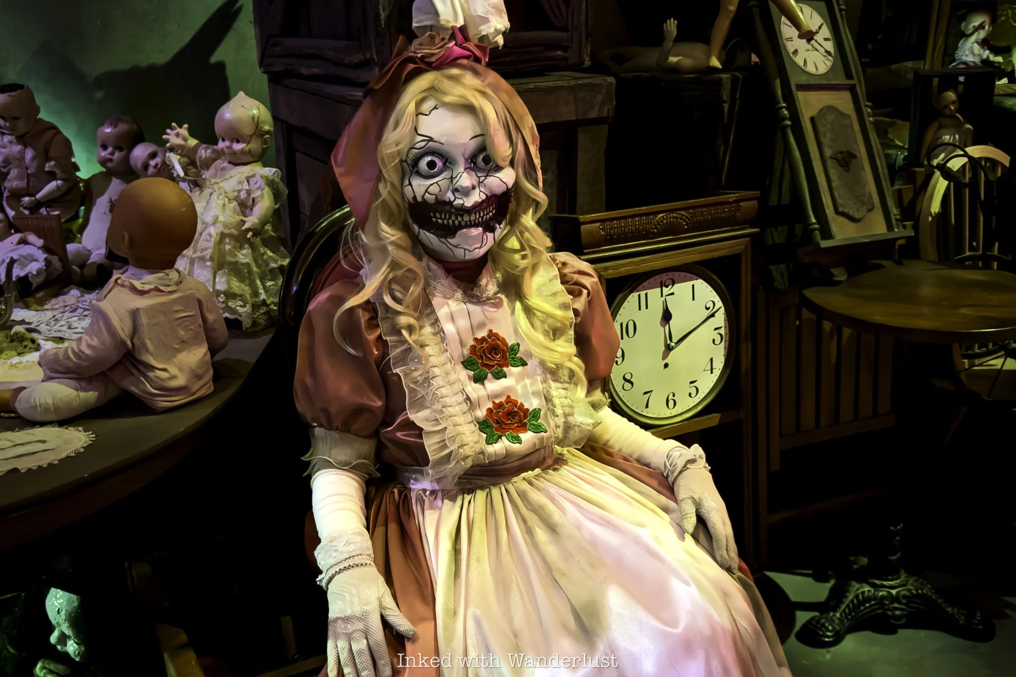 A scare actor at Universal Horror Unleashed.