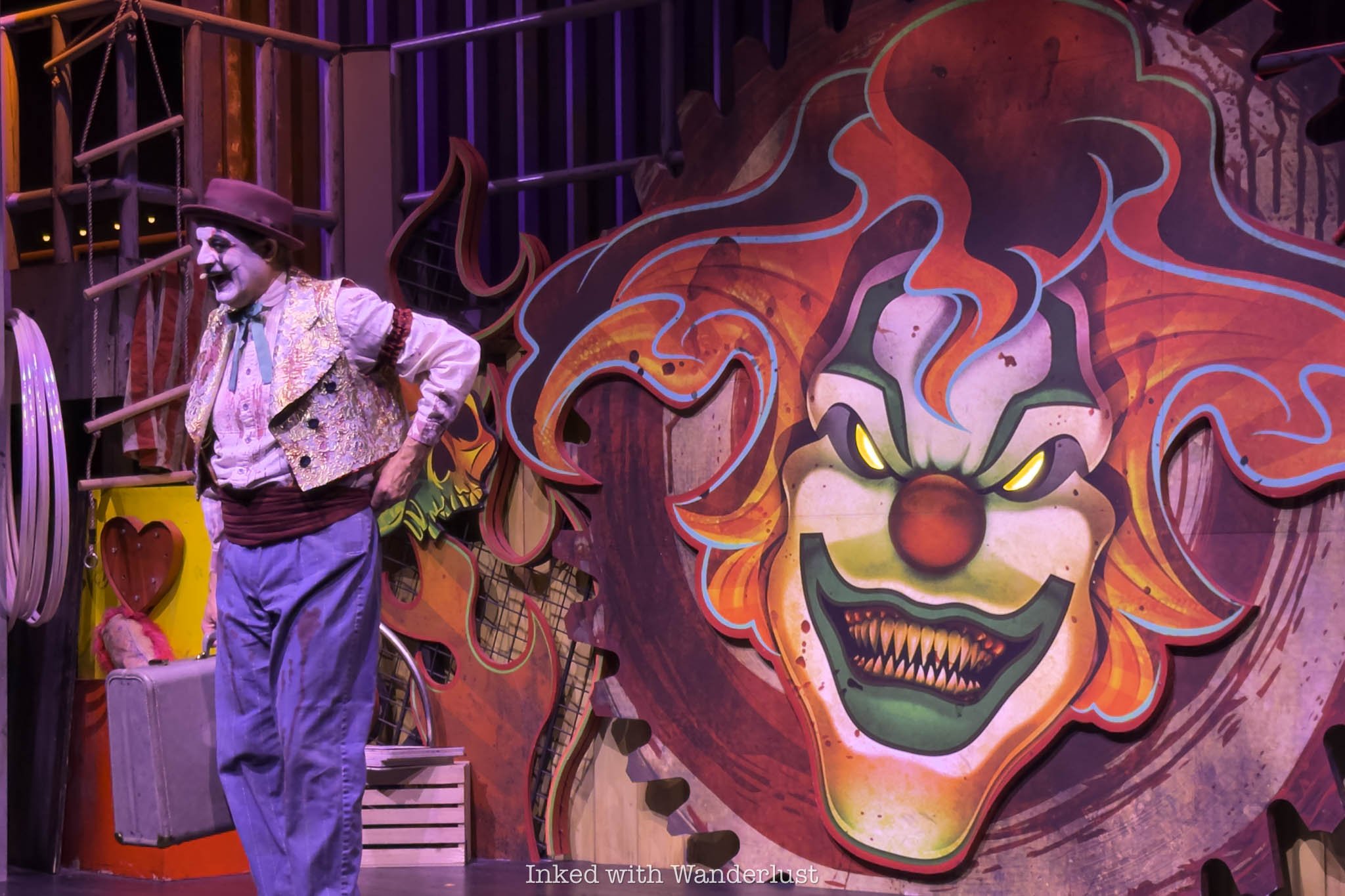 The Joker performing on the Jack's Alley stage at Universal Horror Unleashed.