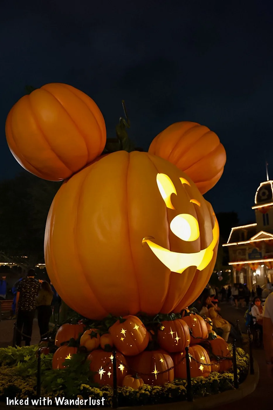 Top 10 disneyland halloween decorations 2024 To Make Your Visit Spooky