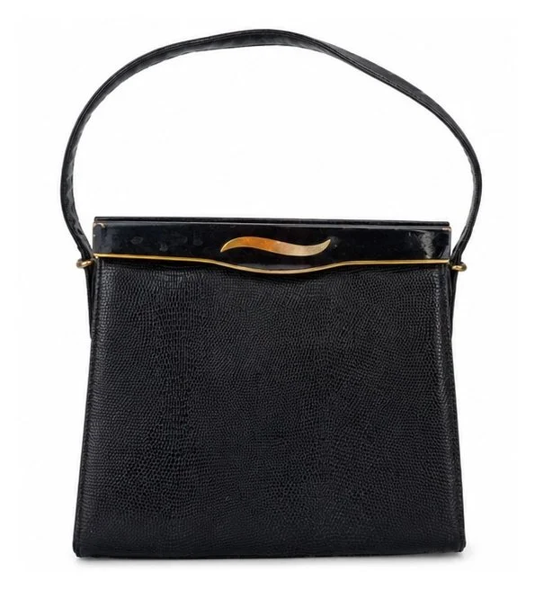 black_handbag_front_view.jpeg
