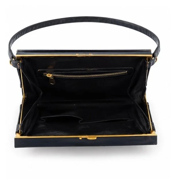 black_handbag_interior_view.jpeg