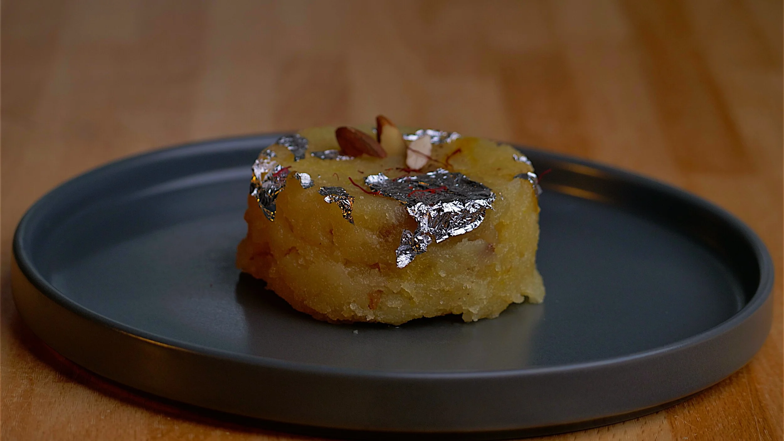 A 10 minute dessert that you cannot **** up | Semolina Pudding | Sooji Ka Halwa