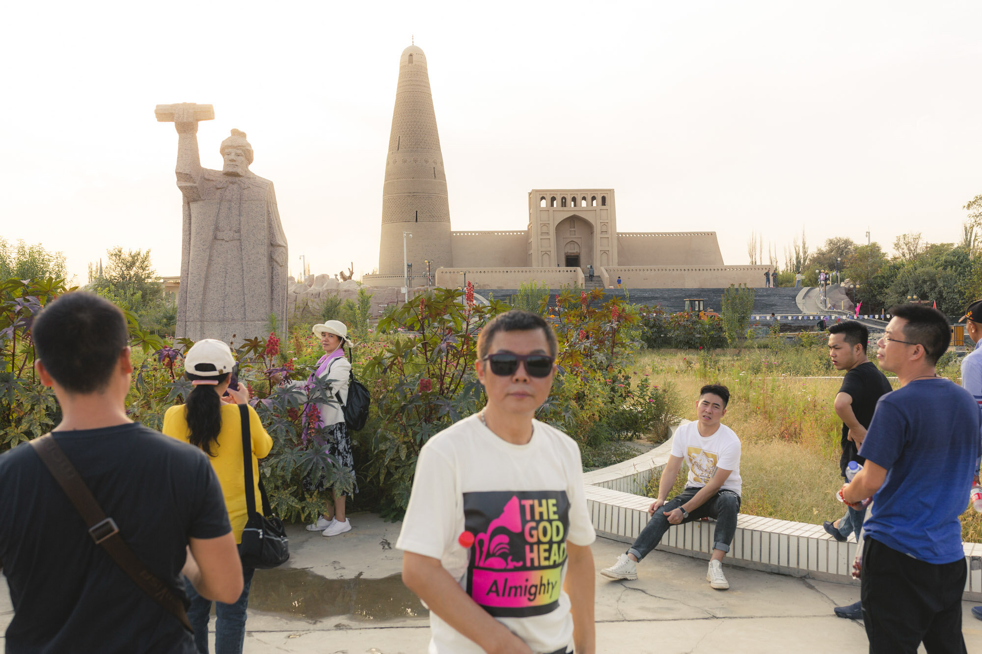 September 26th 2019. Turpan, Xinjiang province, China. Han Chinese tourists visiting the site of the Emin Minaret and Mosque. 