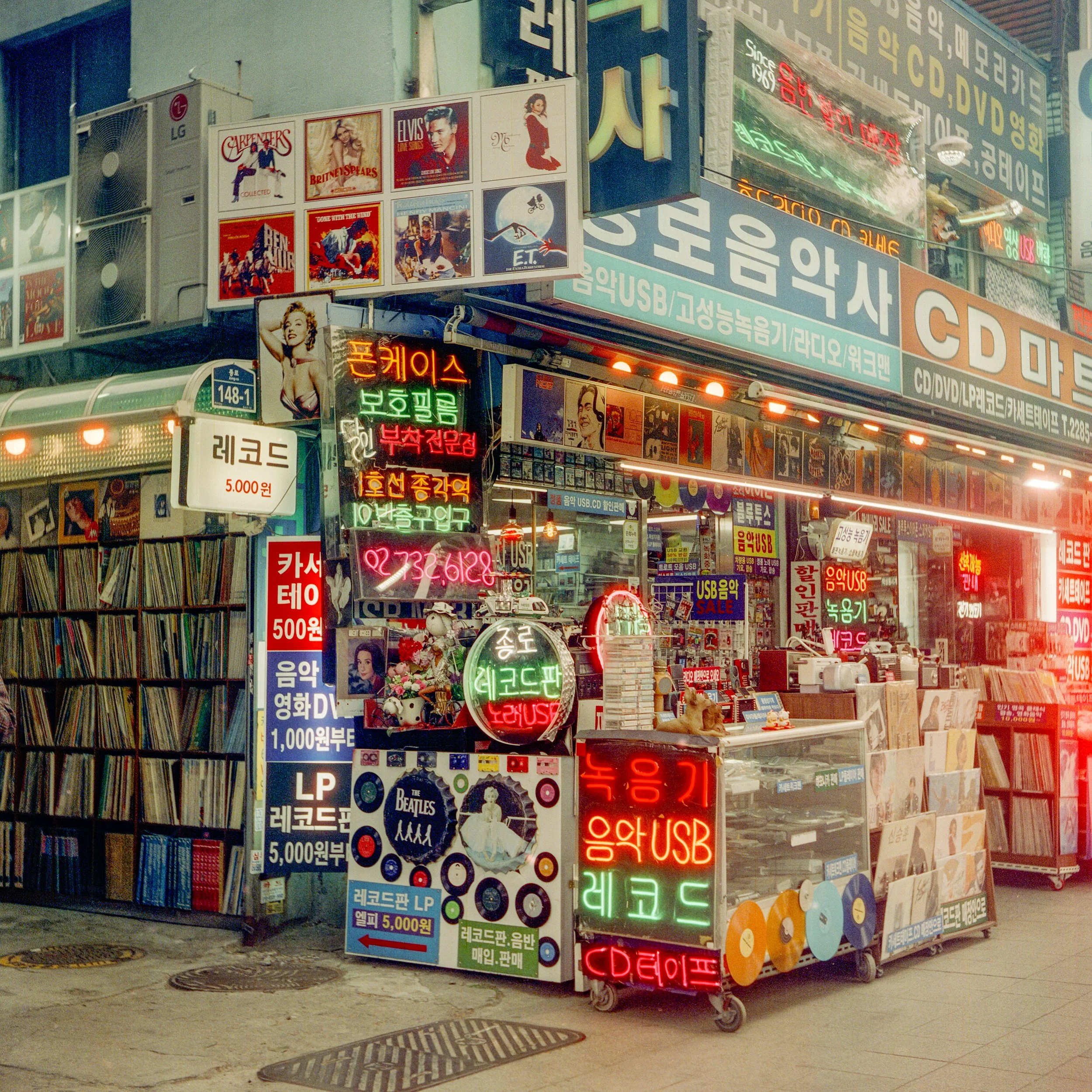 Rollei-Seoul-1.jpg (Copy)