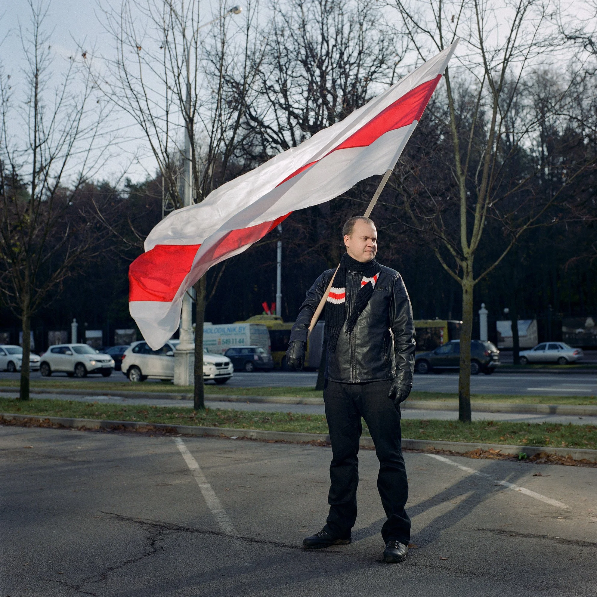  Protest in Minsk. White-red-white – the historic Belarusian flag inherited from the Grand Duchy of Lithuania. (1793) 